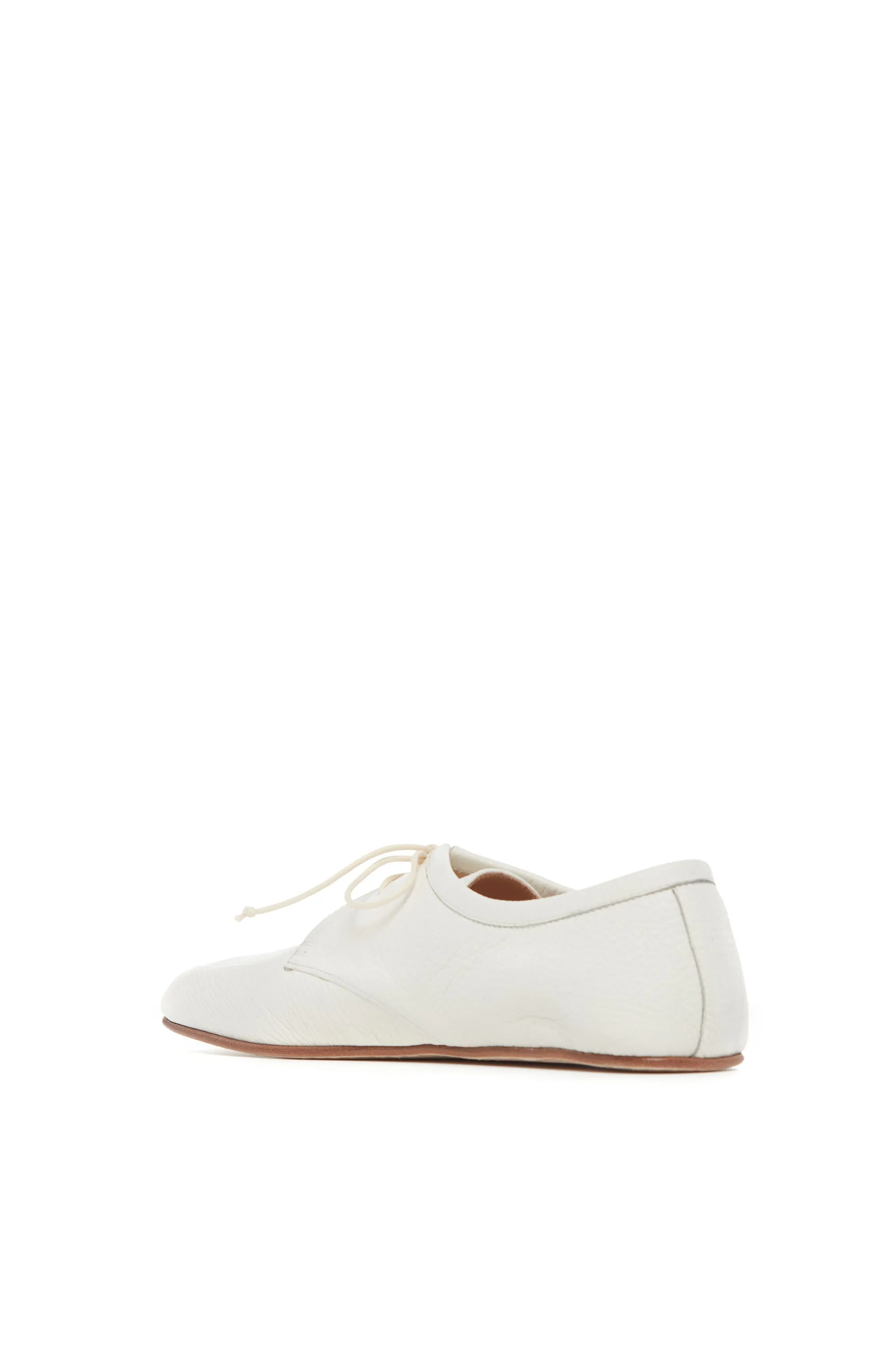Lagoon Mood Luca Flat Shoe in Cream Textured Leather