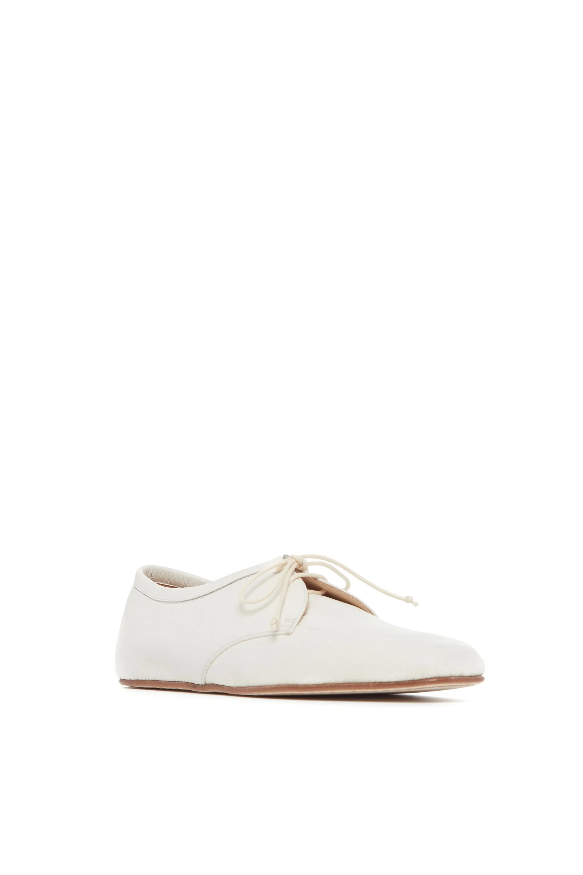 Photo Mode Pot Lane Luca Flat Shoe in Cream Textured Leather
