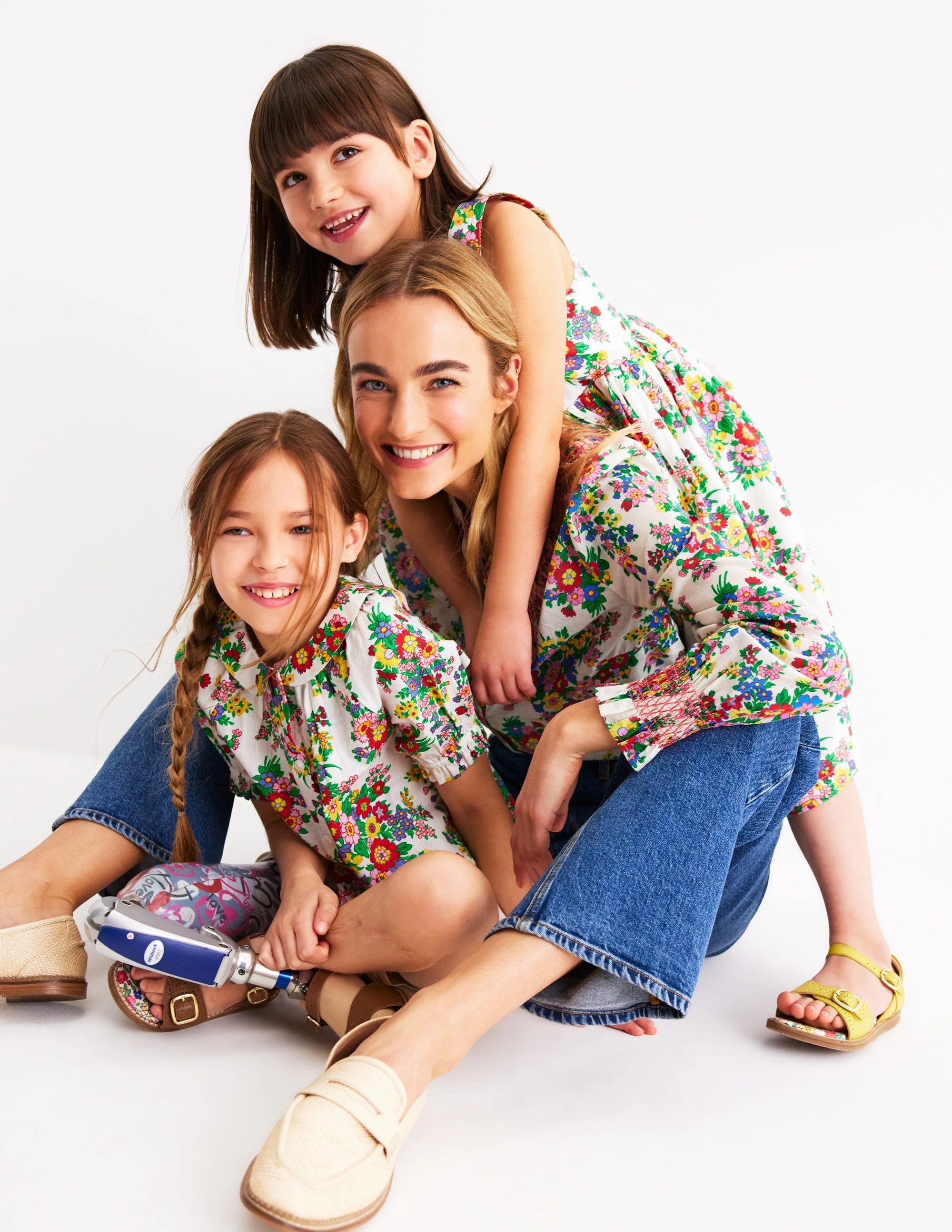 Bold Look Remy Button Through Dress-Ivory Flower Bunch