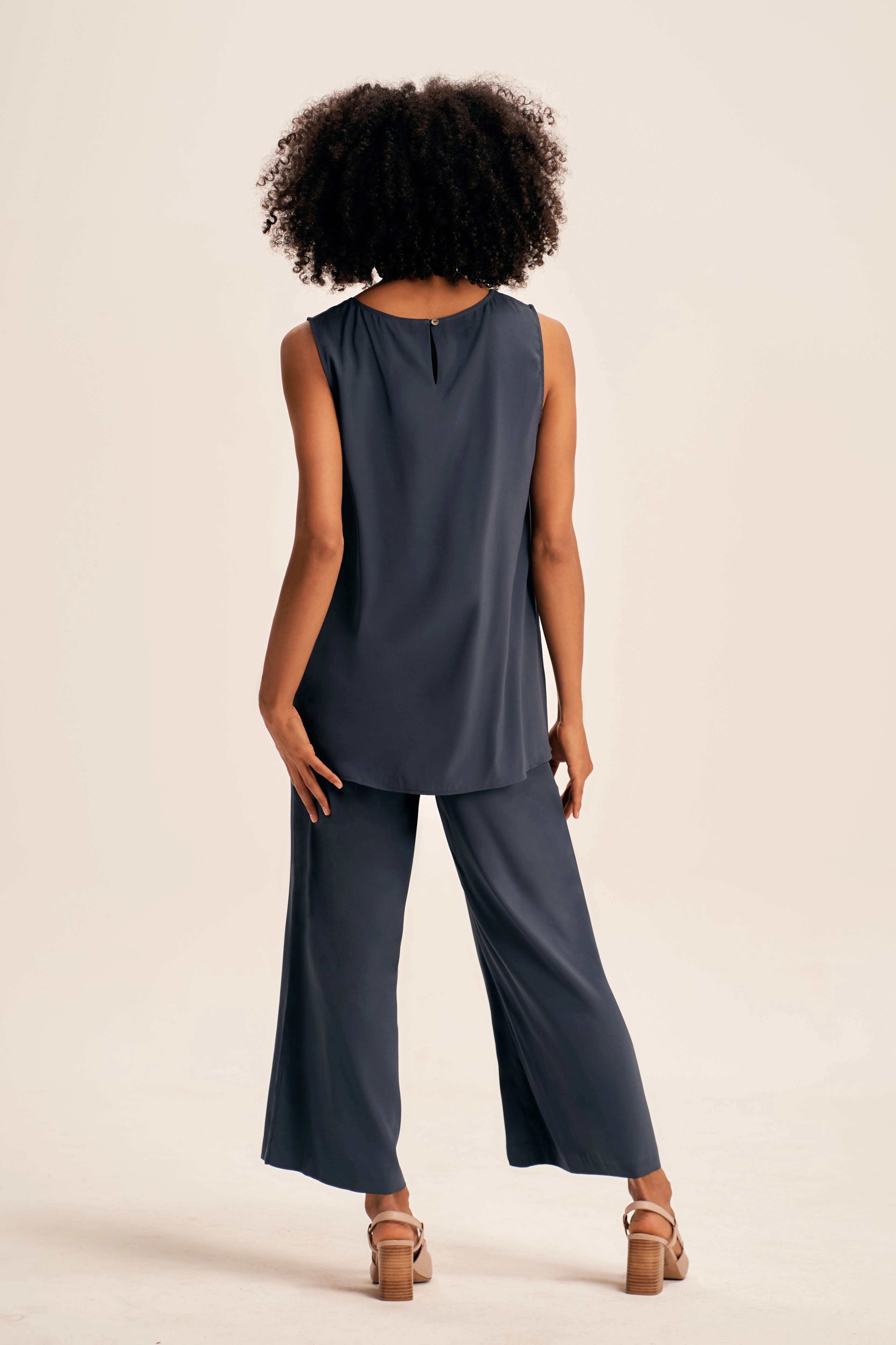 Textured Fabric Finish Relaxed Tank Olivia Newton-John Silk Tunic - Twilight