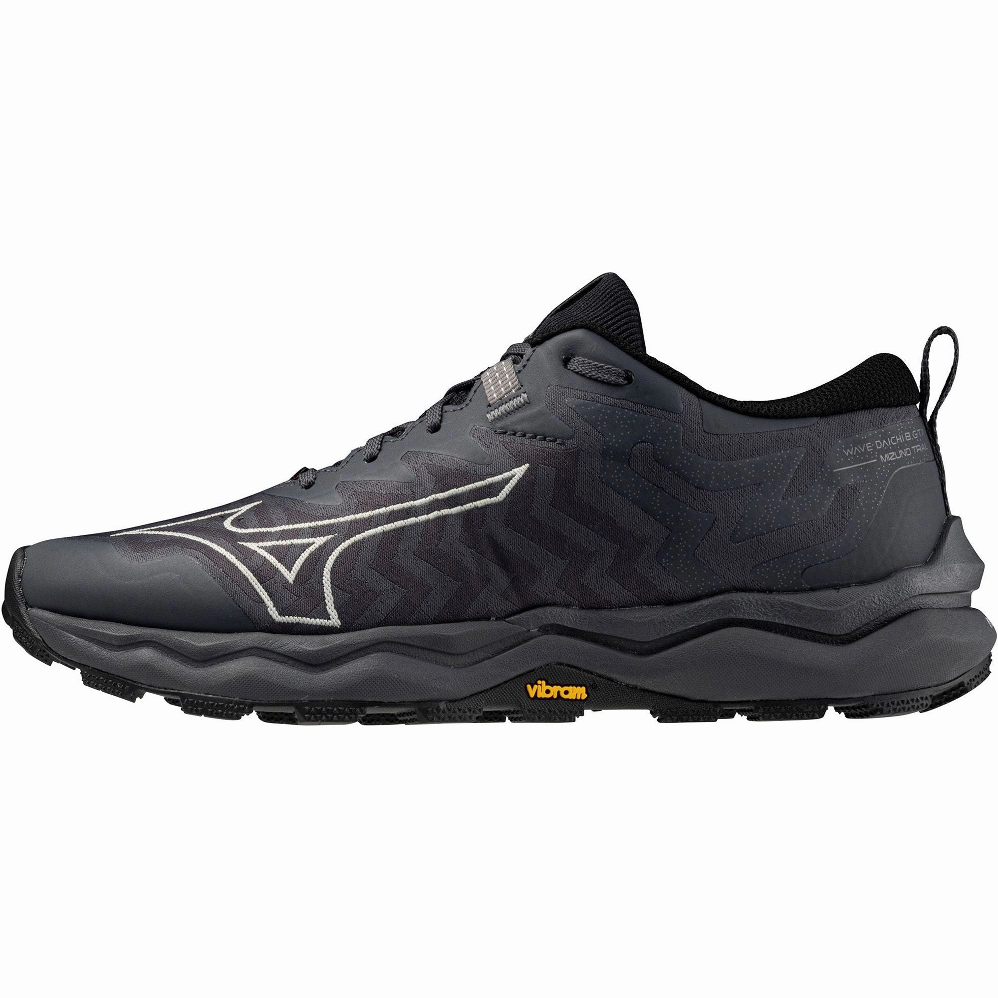 Mizuno Wave Daichi 8 GORE-TEX Womens Trail Running Shoes - Grey running in a mud pot area shoes
