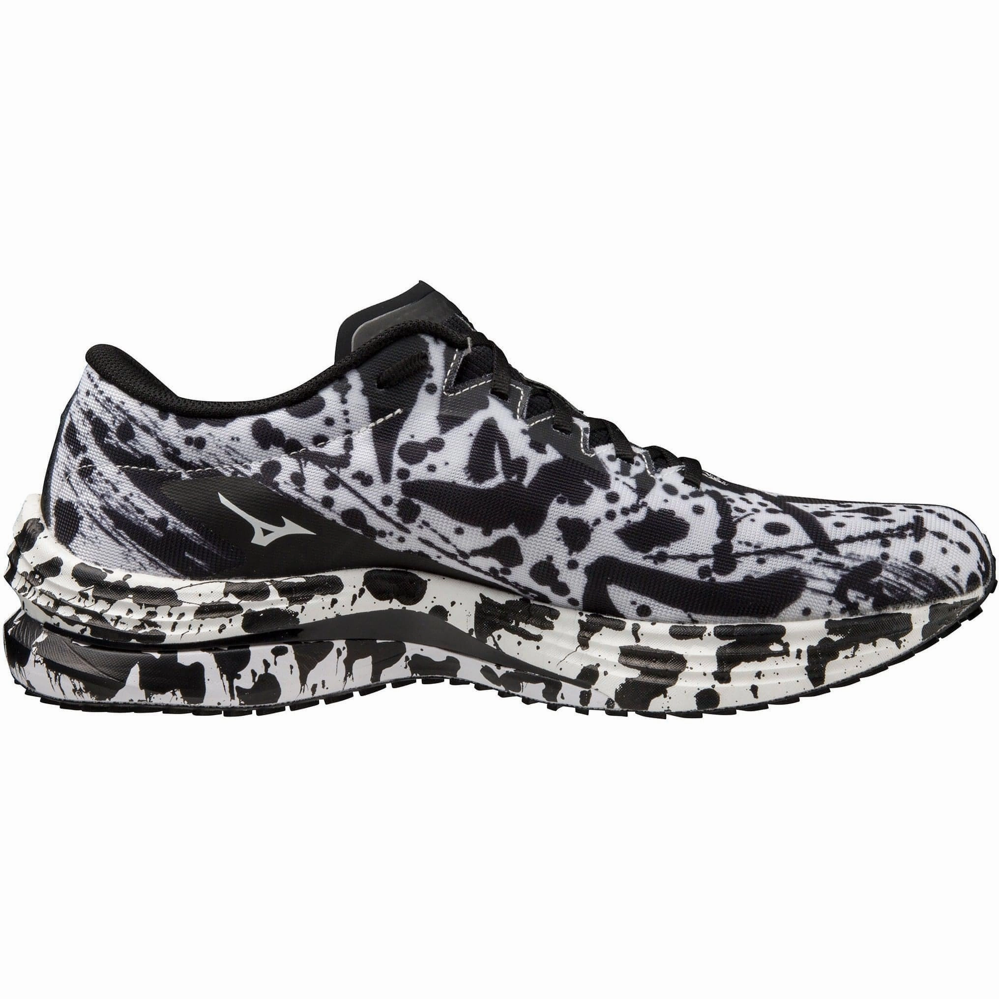 ground - feel shoes Mizuno Wave Rebellion Flash Running Shoes - White