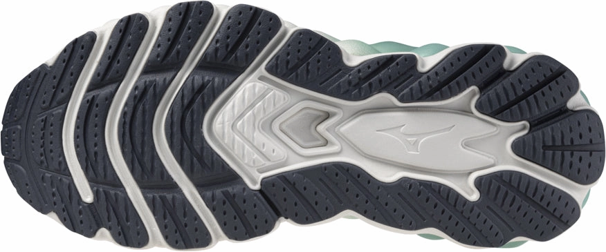 running on concrete shoes Speedboard Technology Mizuno Wave Sky 8 Womens Running Shoes - Grey