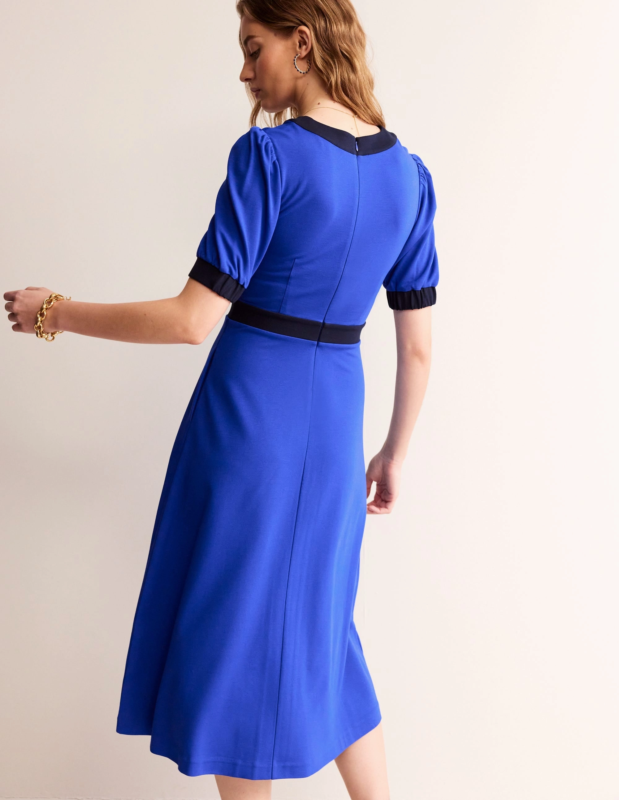 velvet feel Comfortable Layer Philippa Ponte Midi Dress-Surf the Web