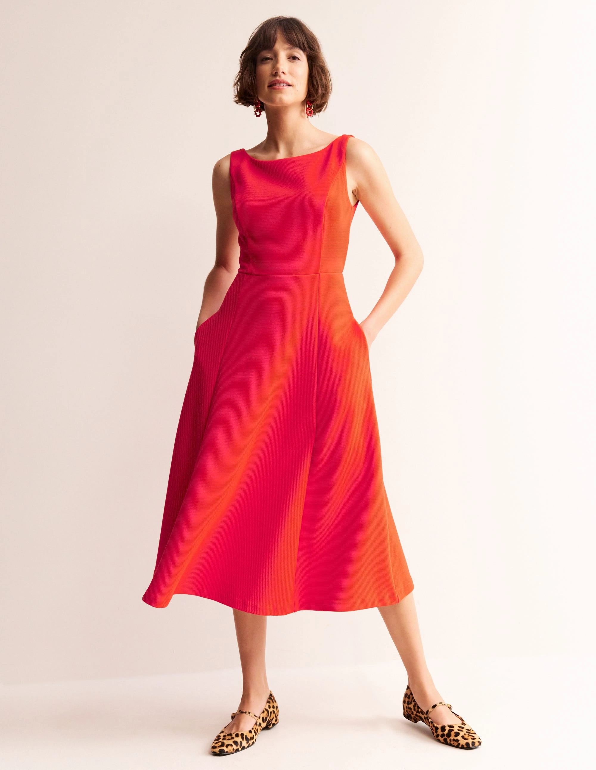 Scarlet Ottoman Ponte Dress-Flame Scarlet Easy-to-style casual dress Mood Glow