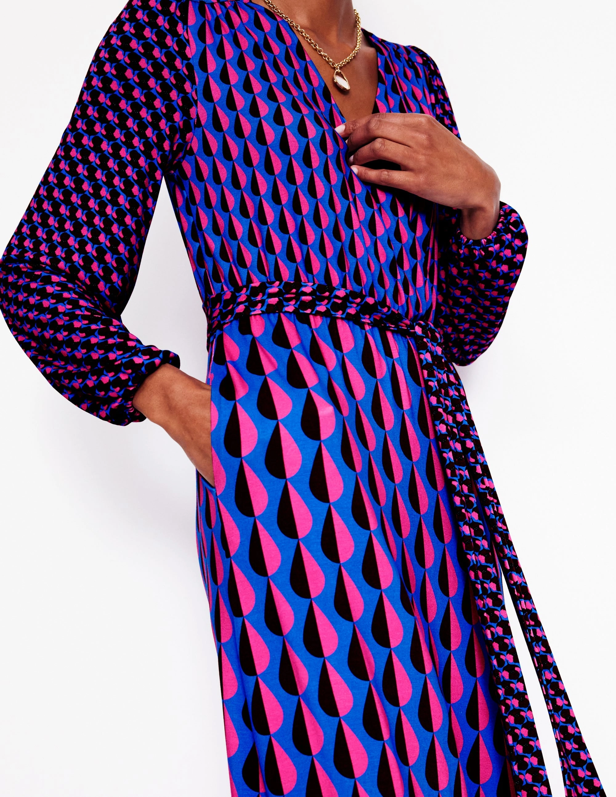 Easy Pretty Sharp Finish Ophelia Wrap Midi Jersey Dress-Multi, Raindrop Geo