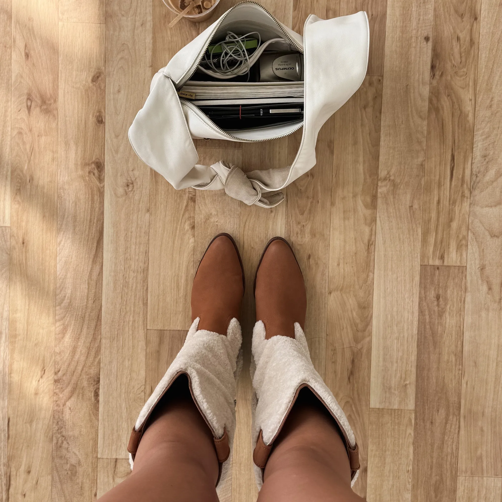 Wind Barrier MYKEL PLUSH BOOTS CARAMEL NUBUCK