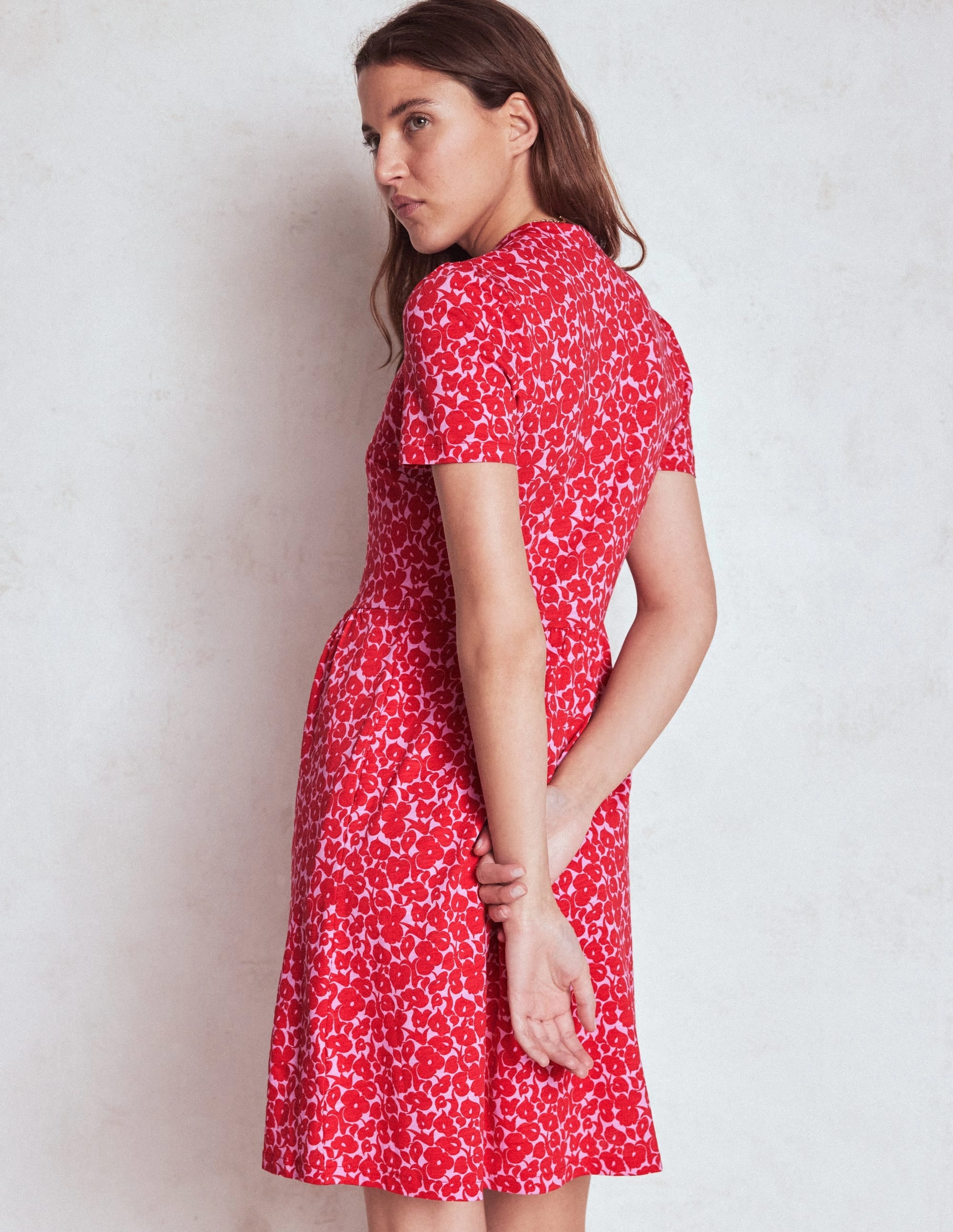 Naomi Short Sleeve Dress-Jewel Red, Leafy Grove Dark Tones