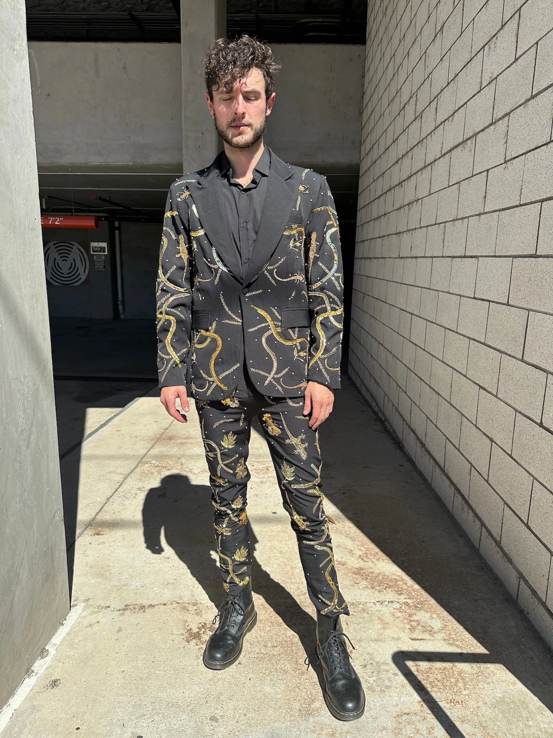 Any Old Iron Men's Golden Desert Suit Tailored Appearance Casual Style