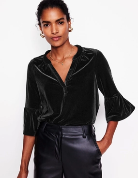 Notch Neck Frill Velvet Top-Black Active Comfort