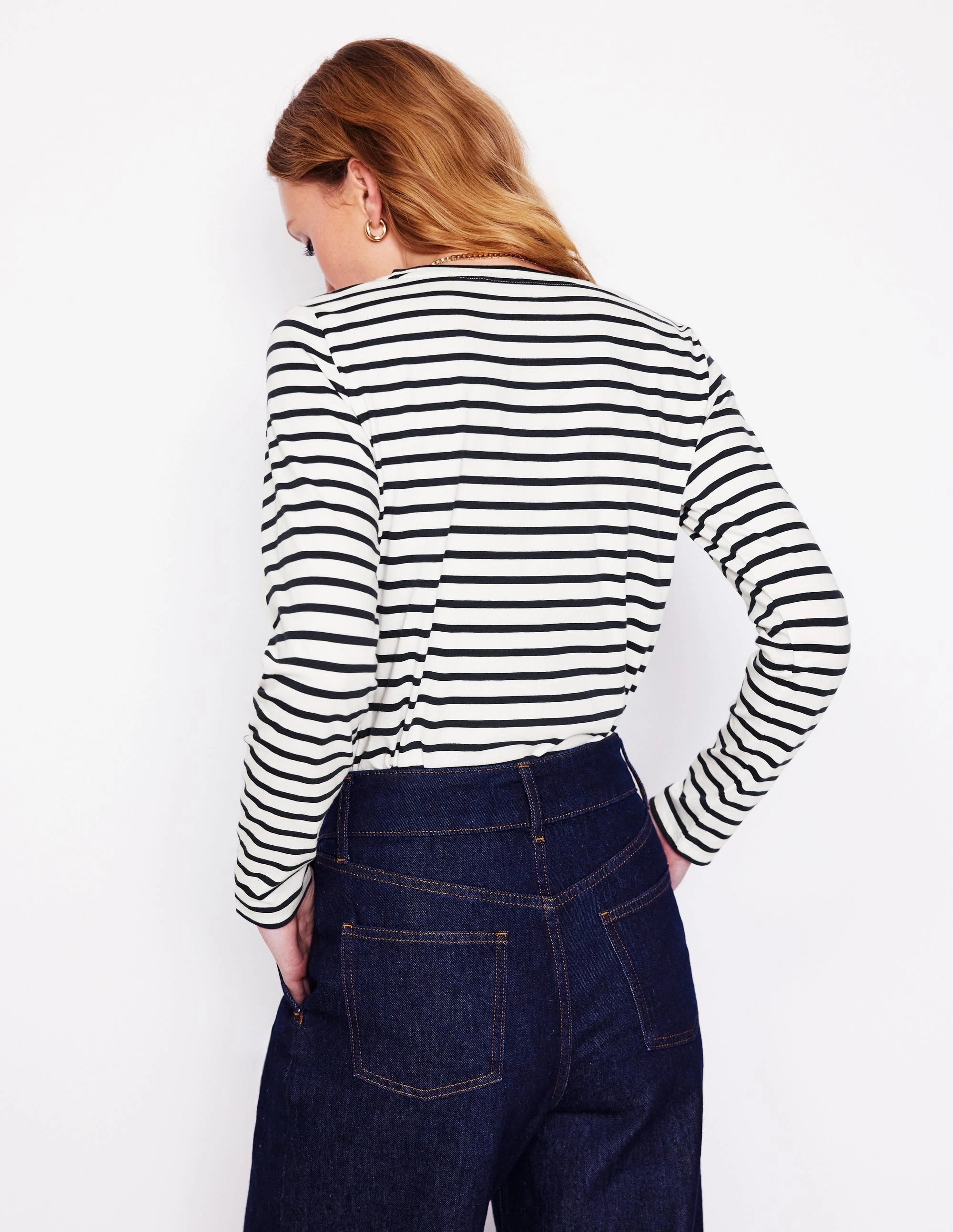 Garment Dyed Finish Novelty Long Sleeve Jersey Top-Ivory, Navy Cherries