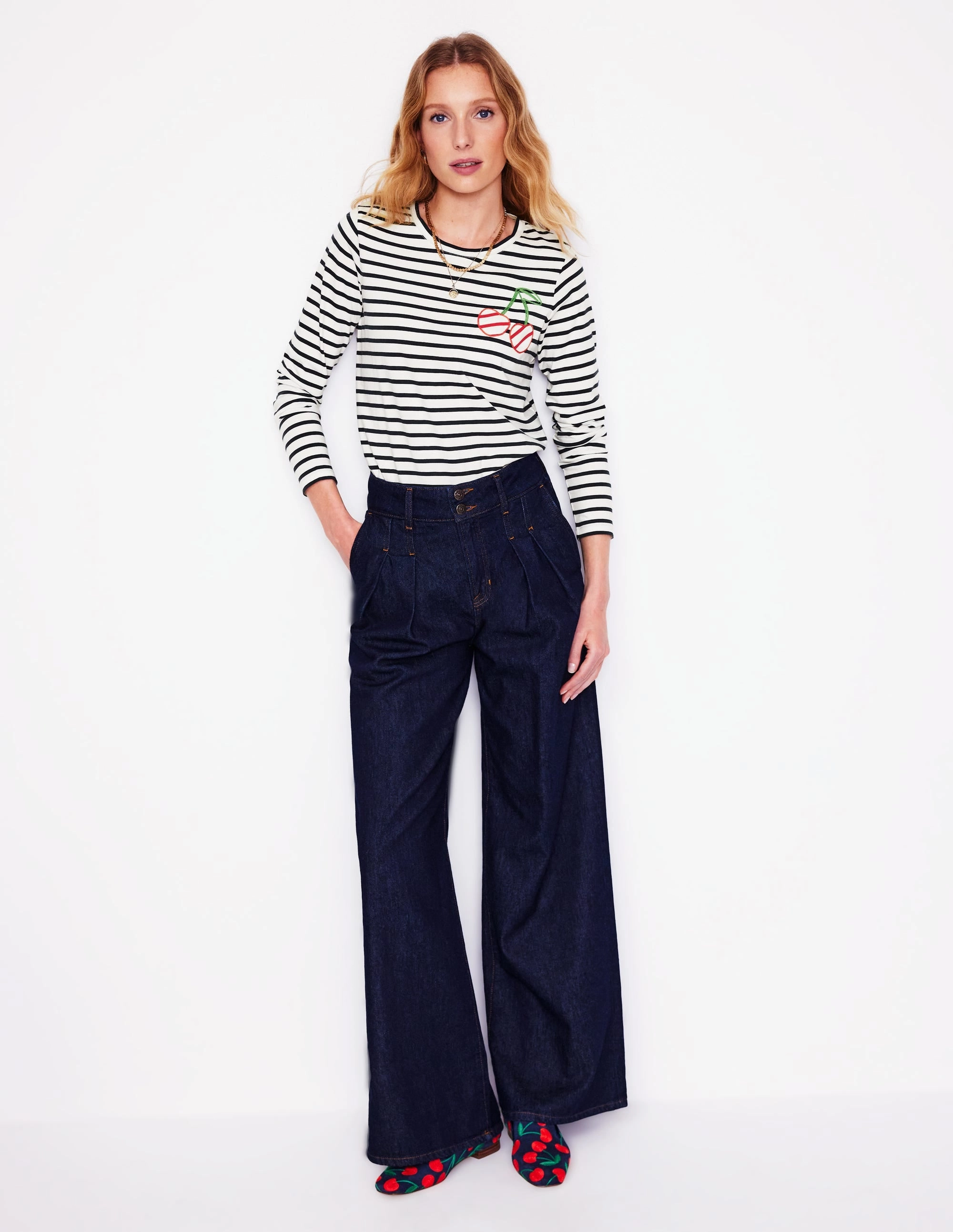 Fresh Look Feminine Appeal Novelty Long Sleeve Jersey Top-Ivory, Navy Cherries