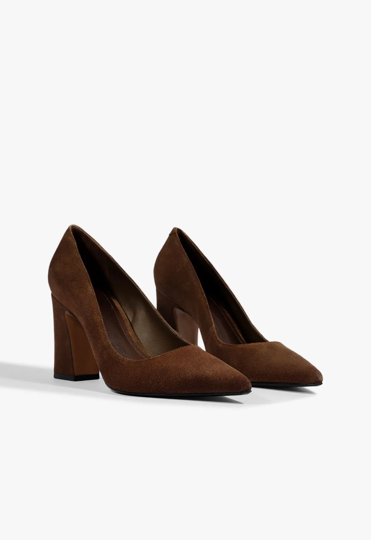 Chic Boots Eleanor Suede Pump
