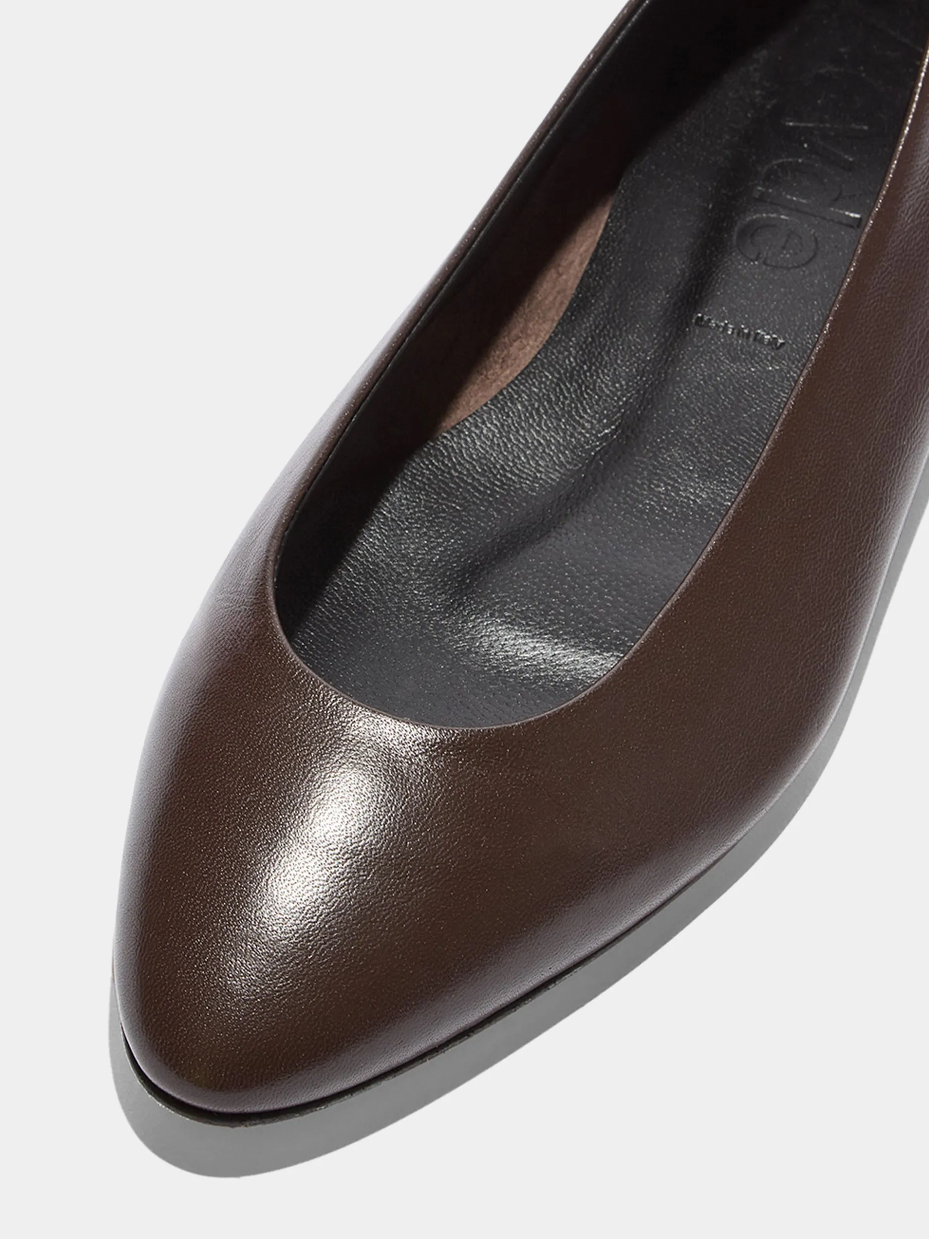 Ellie Almond-Toe Flats Lagoon Step