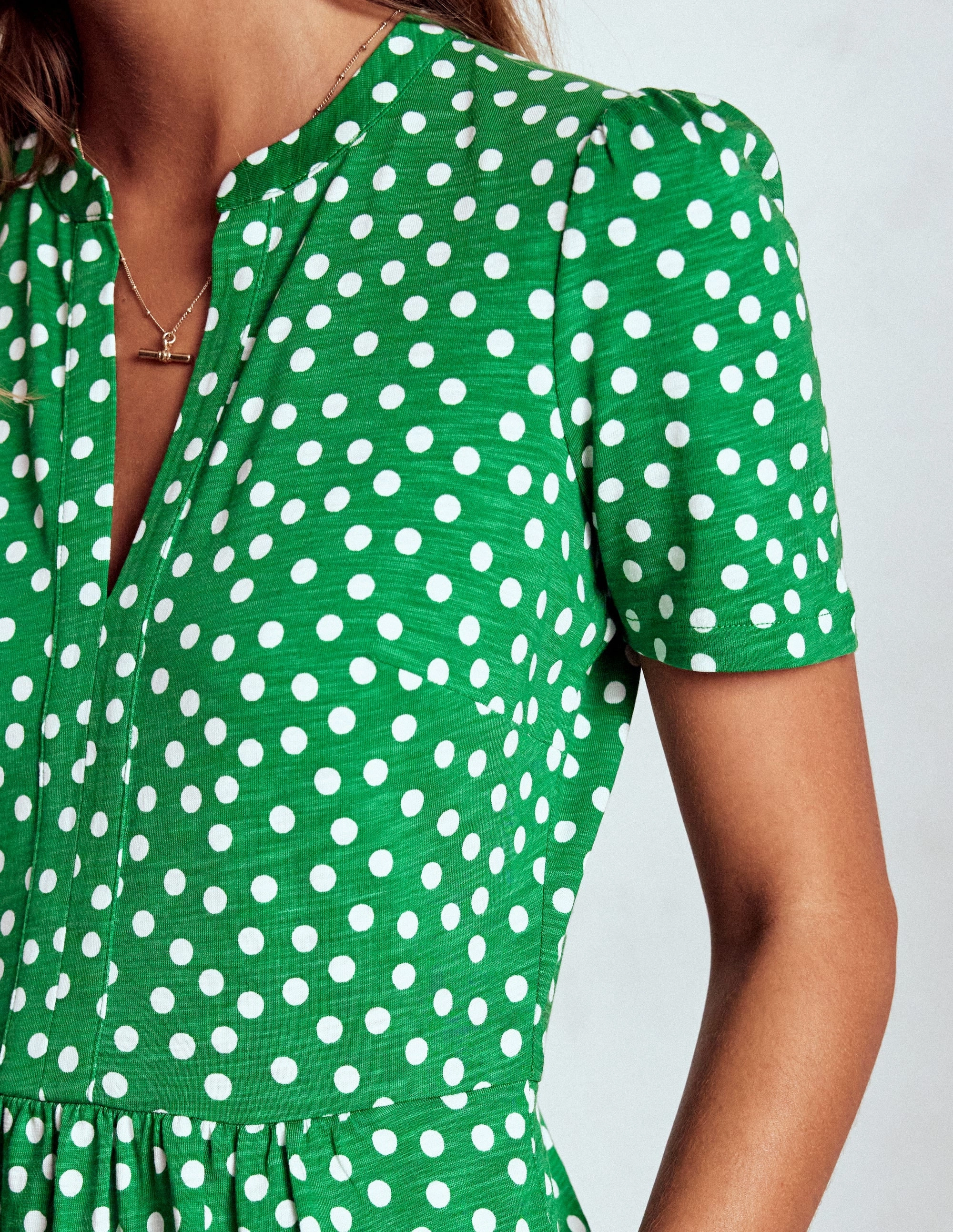Neutral Tones Naomi Short Sleeve Dress-Highland Green, Painted Dot