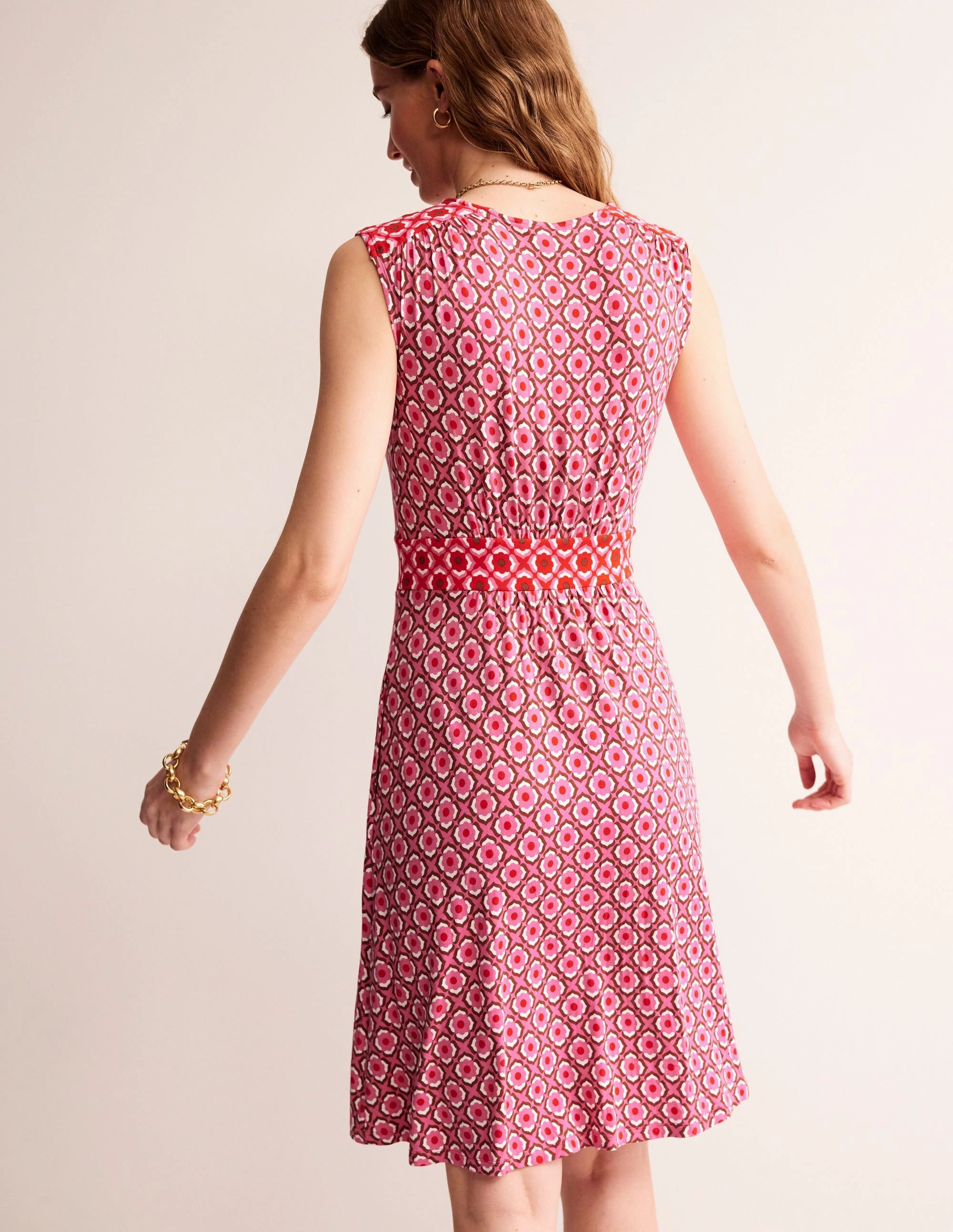 Matte-finish Warm Season Thea Sleeveless Short Dress-Sangria Sunset, Geo Pome