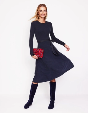 Bold Style Relaxed Line Lola Knitted Midi Dress-Navy, Black Plated