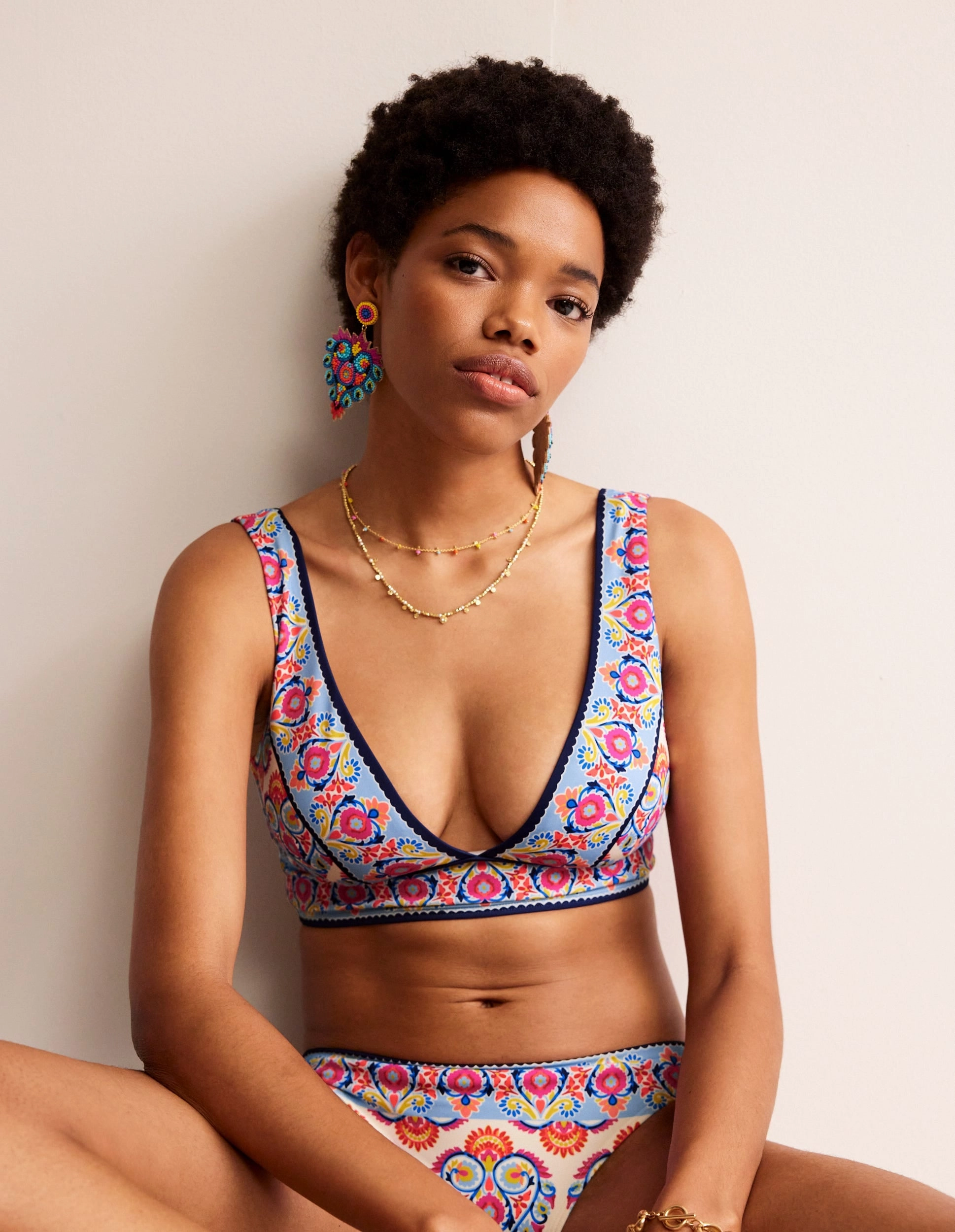 Porto Bikini Top-Ivory, Flora Stamp All-Over Comfort Full Coverage