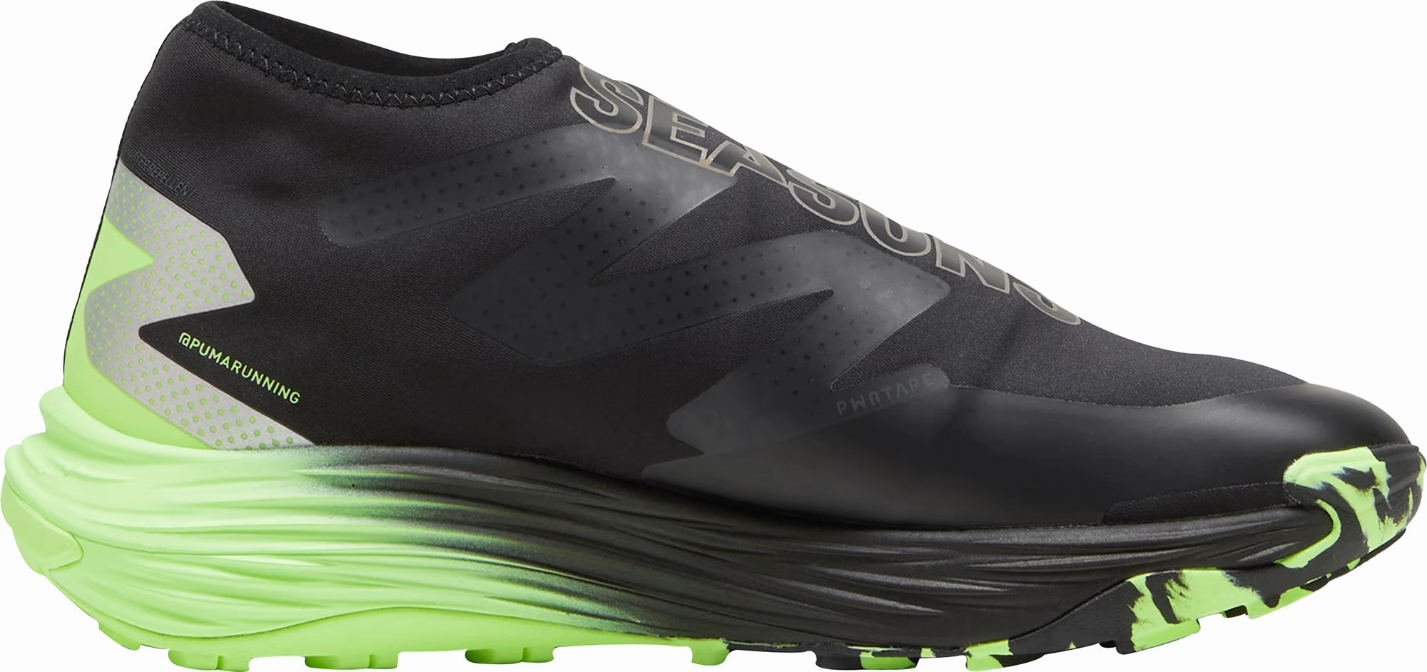 colorful shoes Rotational Traction Nodes Puma Voyage Nitro 3 Disc Womens Trail Running Shoes - Black