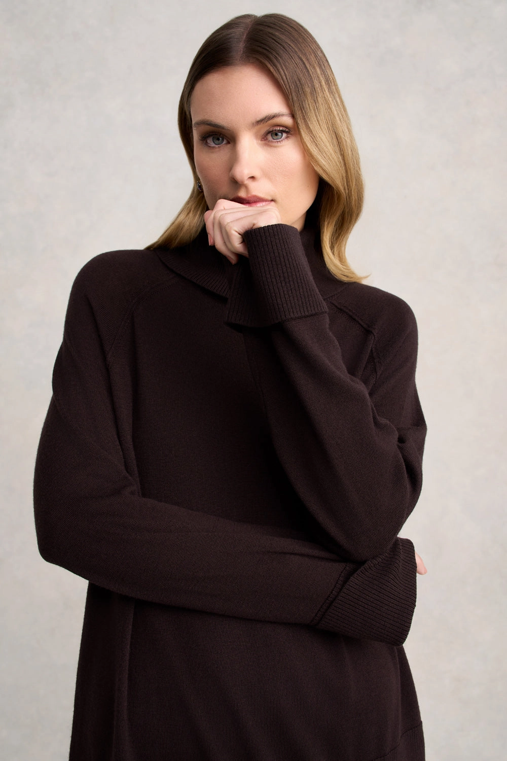Thermal Regulation Fabric Side Split Merino Wool Jumper - Chocolate Chaud