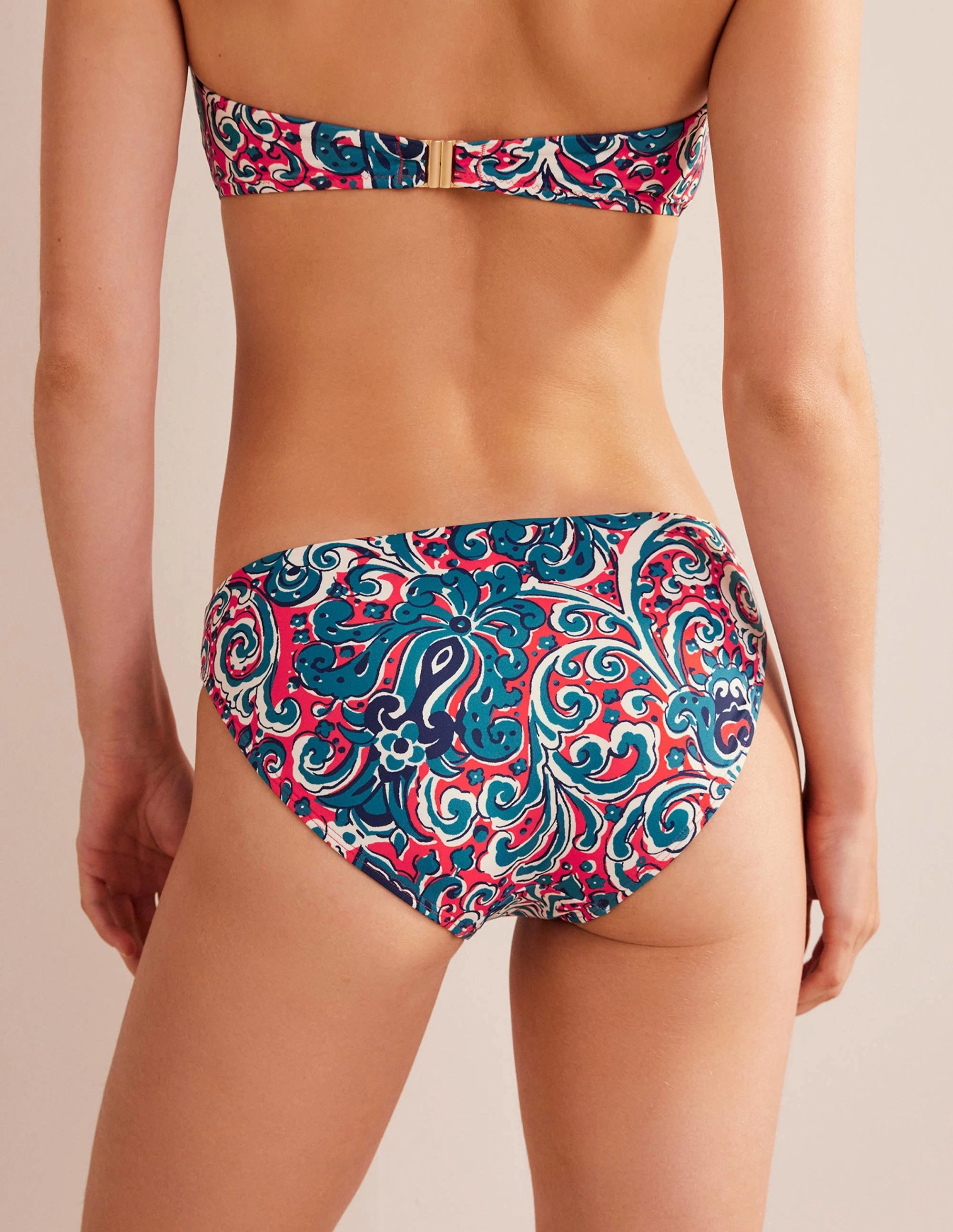 Classic Bikini Bottoms-Dahlia Red, Botanic Terrace Stylish Look