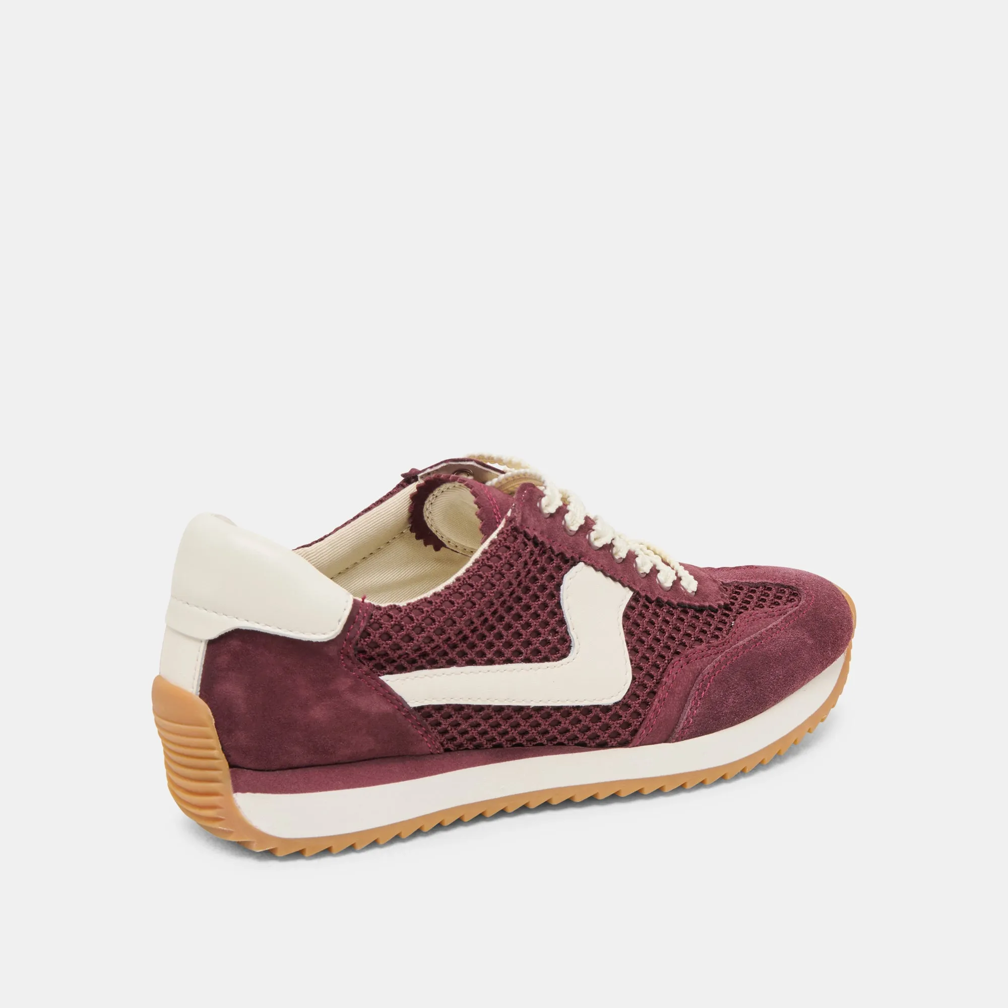 B.NTCD MESH SNEAKERS CRANBERRY WOVEN MESH Adaptive Look