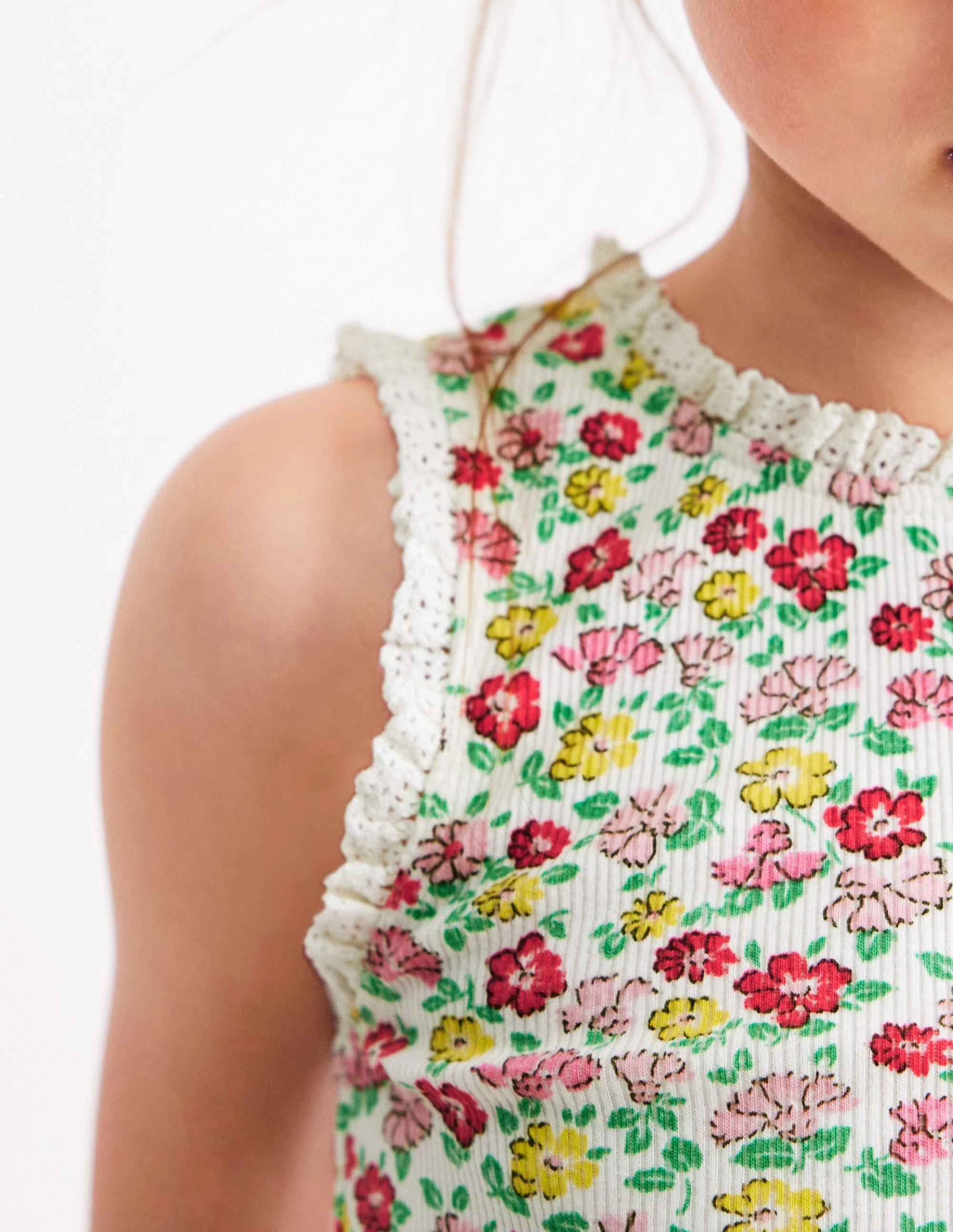 Ribbed Lace Trim Vest-Multi Summer Flowerbed Relaxed Waistband Ribbed Neckline