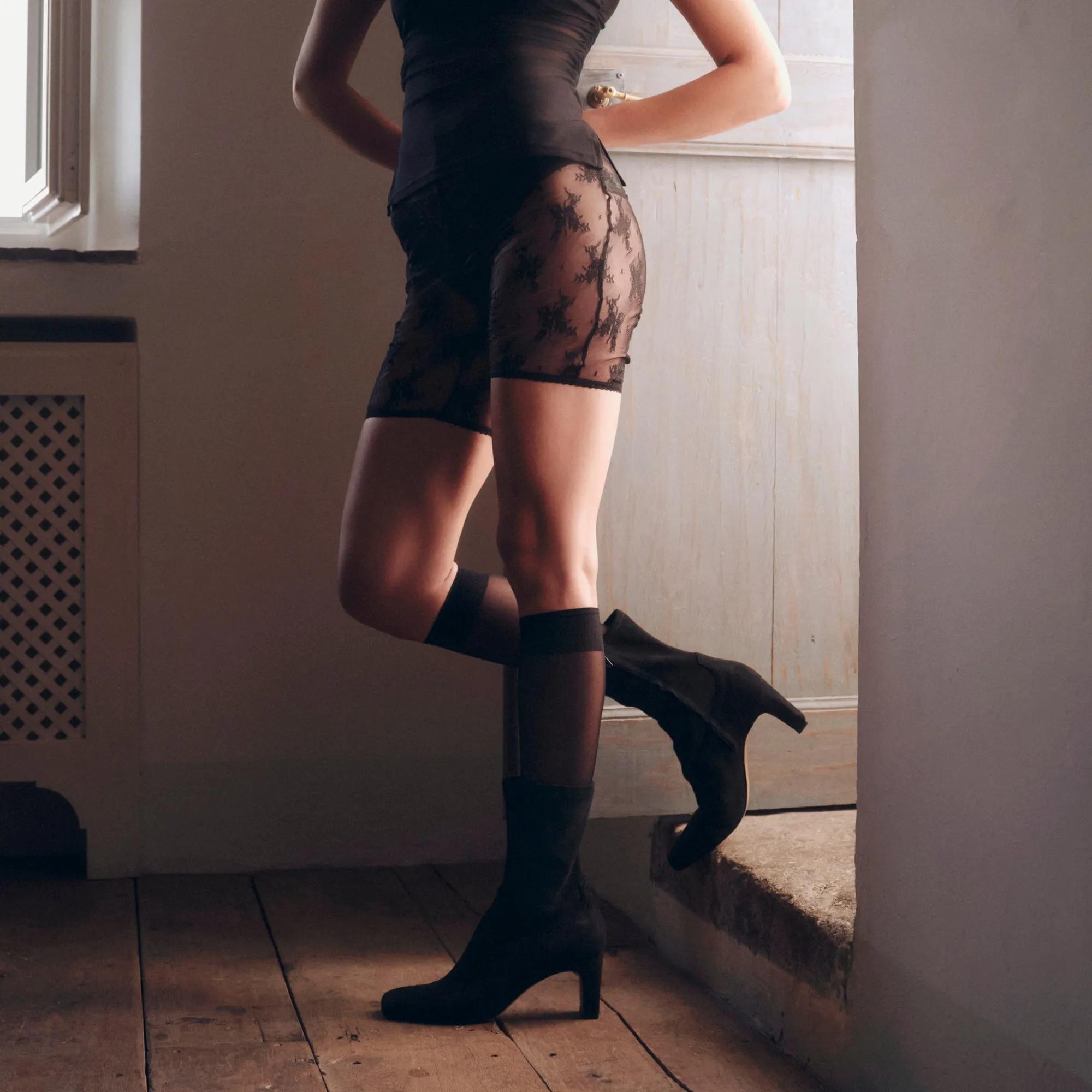 ROAN BOOTS ONYX STELLA SUEDE Suede Surface Slip Resistant Urban Traveler