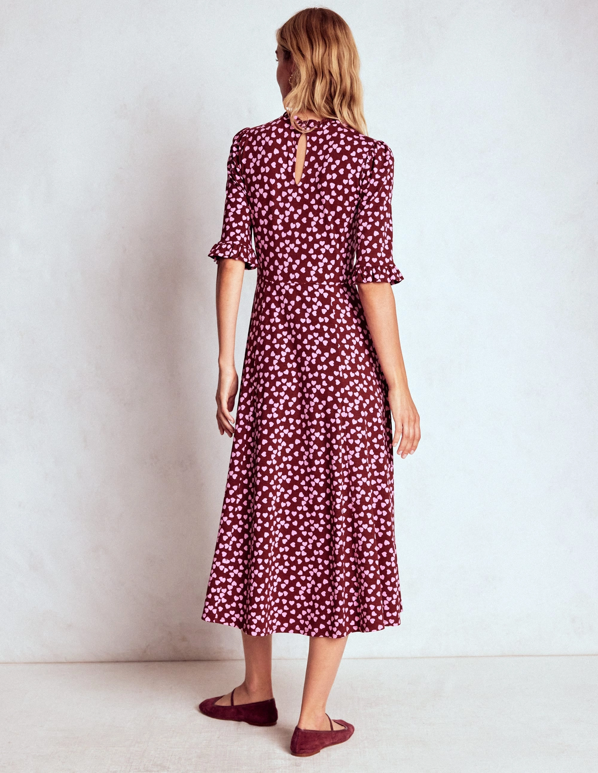 Trendy Cut Sage Glow Ruffle Seamed Midi Dress-Chestnut, Heart Cascade