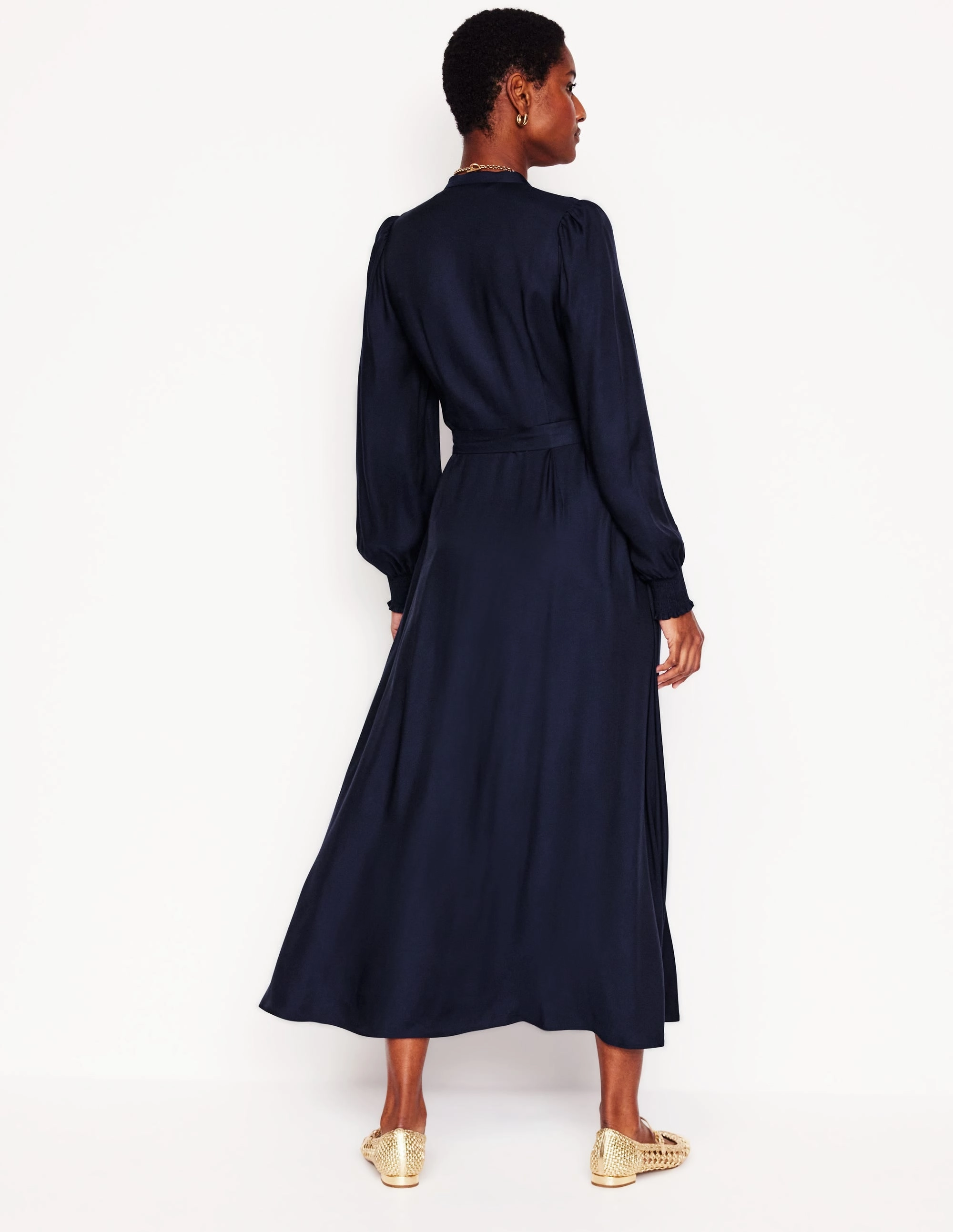 Outdoor Scene Breathable Material Ruby Collarless Shirt Dress-Navy