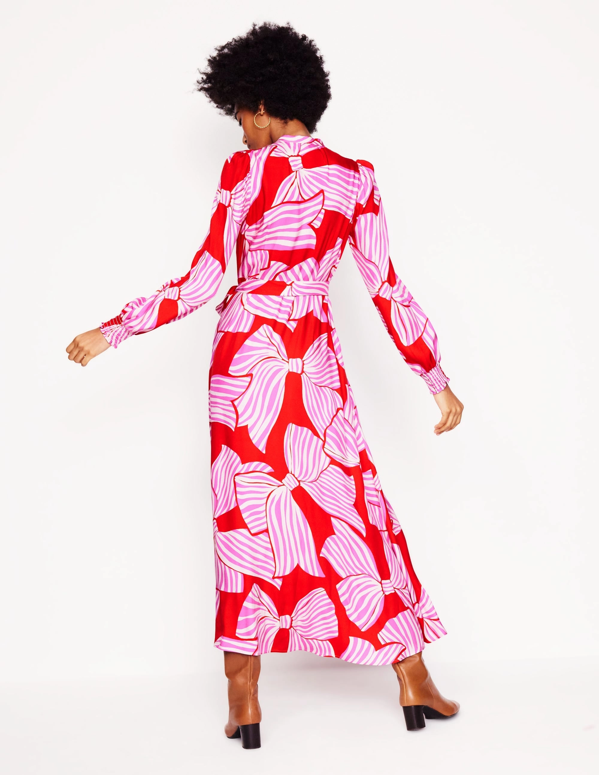 Must-have Ruby Collarless Shirt Dress-Rouge, Bow Scatter