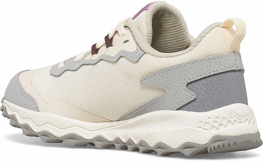Saucony Peregrine KDZ Junior Trail Running Shoes - Cream shoe covers Tread Lugs Pattern
