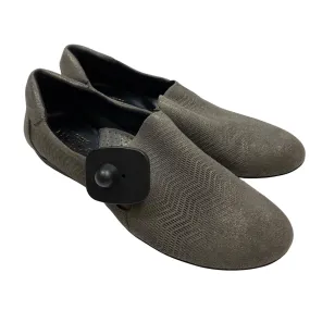 Class Step Roof Glow Shoes Flats By Sesto Meucci In Grey, Size: 7