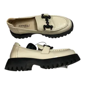 Shoes Flats By Vaneli In Cream, Size:6.5 Chic Minimalist Design Urban Day