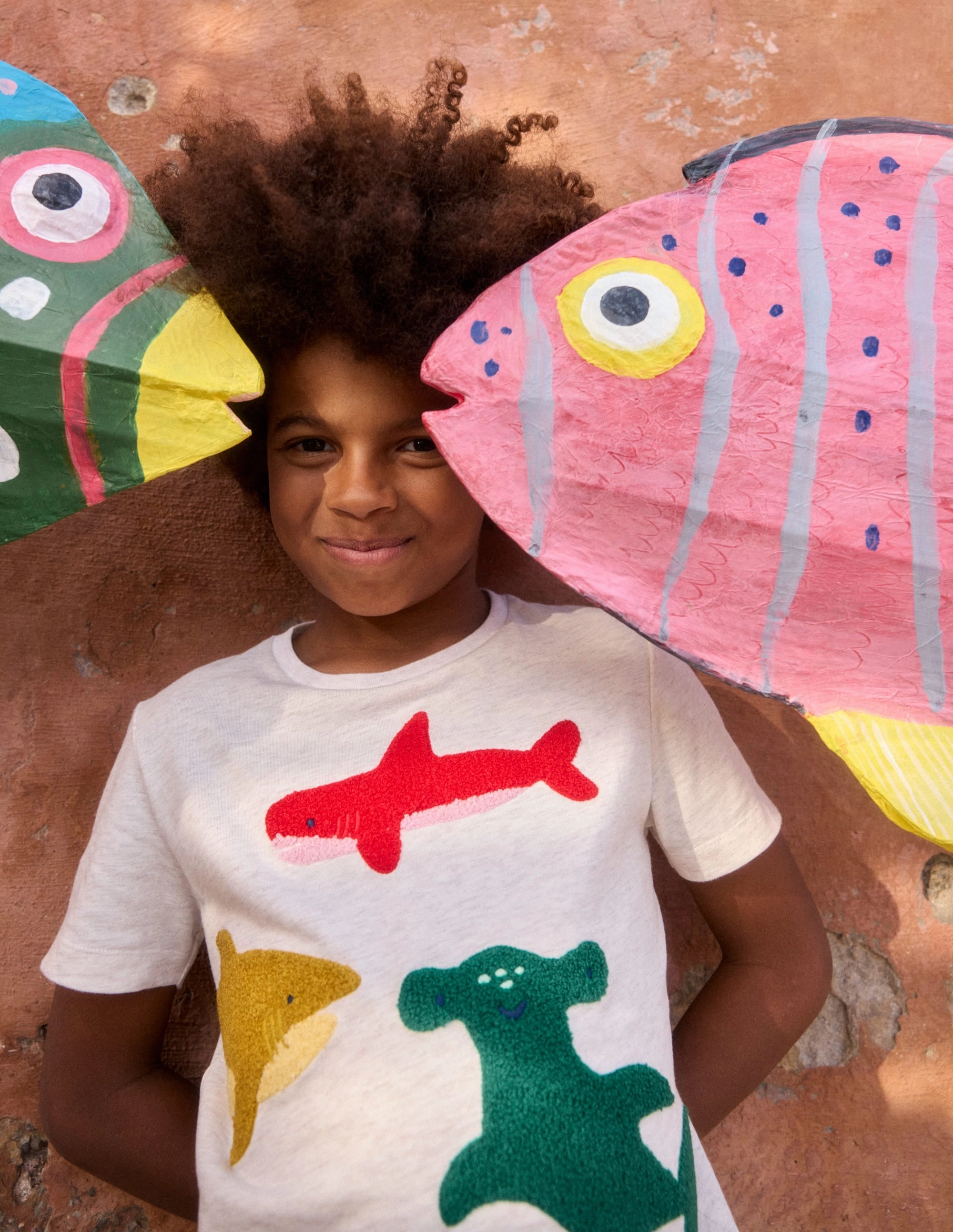 Short Sleeve Boucl?? T-shirt-Ivory Sharks Modern and Soft