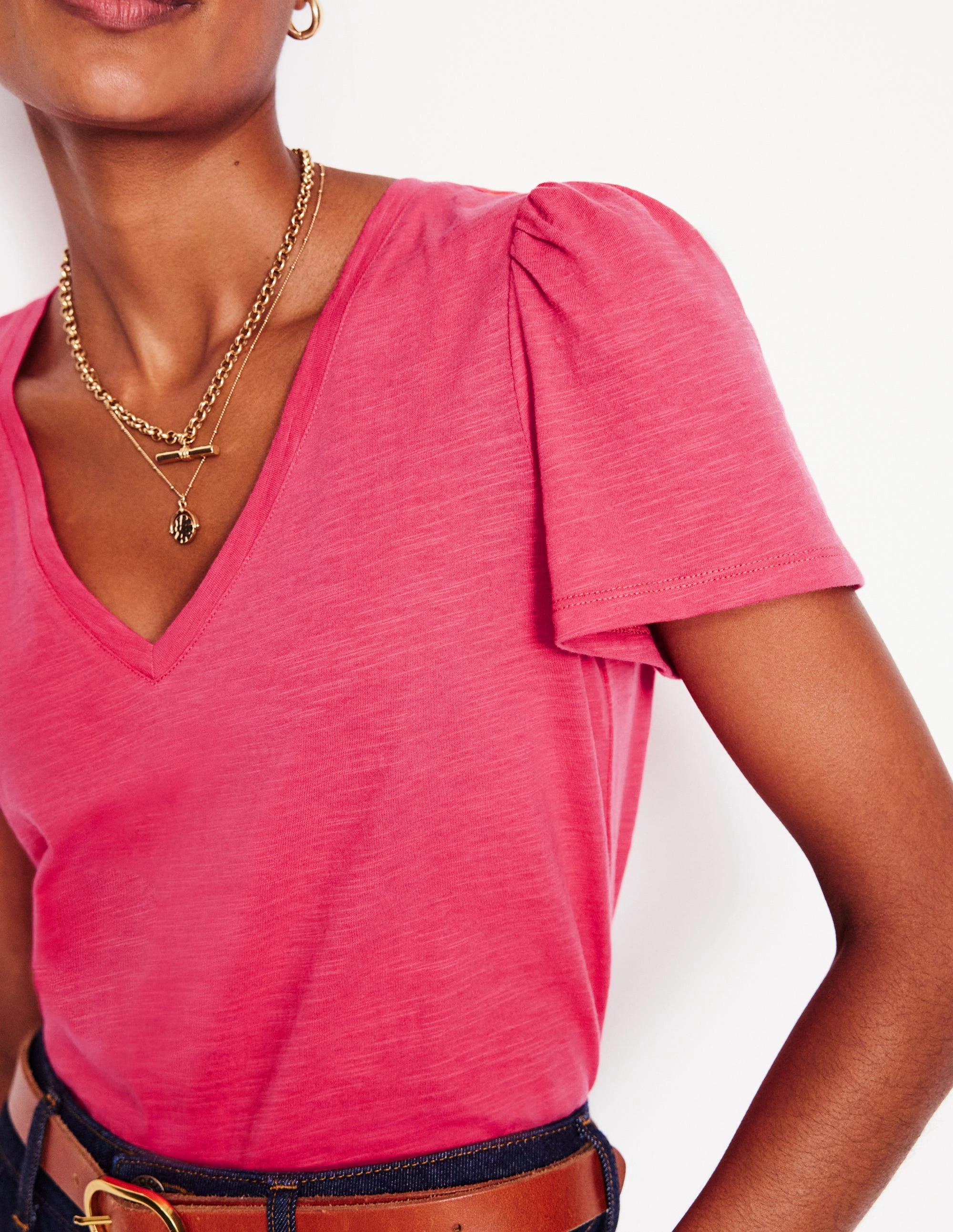 Short Sleeve V Neck T-shirt-Camelia Pink Stylish Everyday Wear