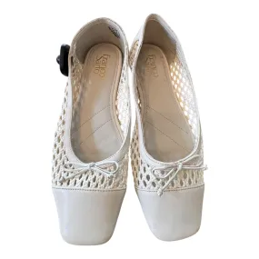 Port Step Pollen Air Shoes Flats By Franco Sarto In White, Size:9