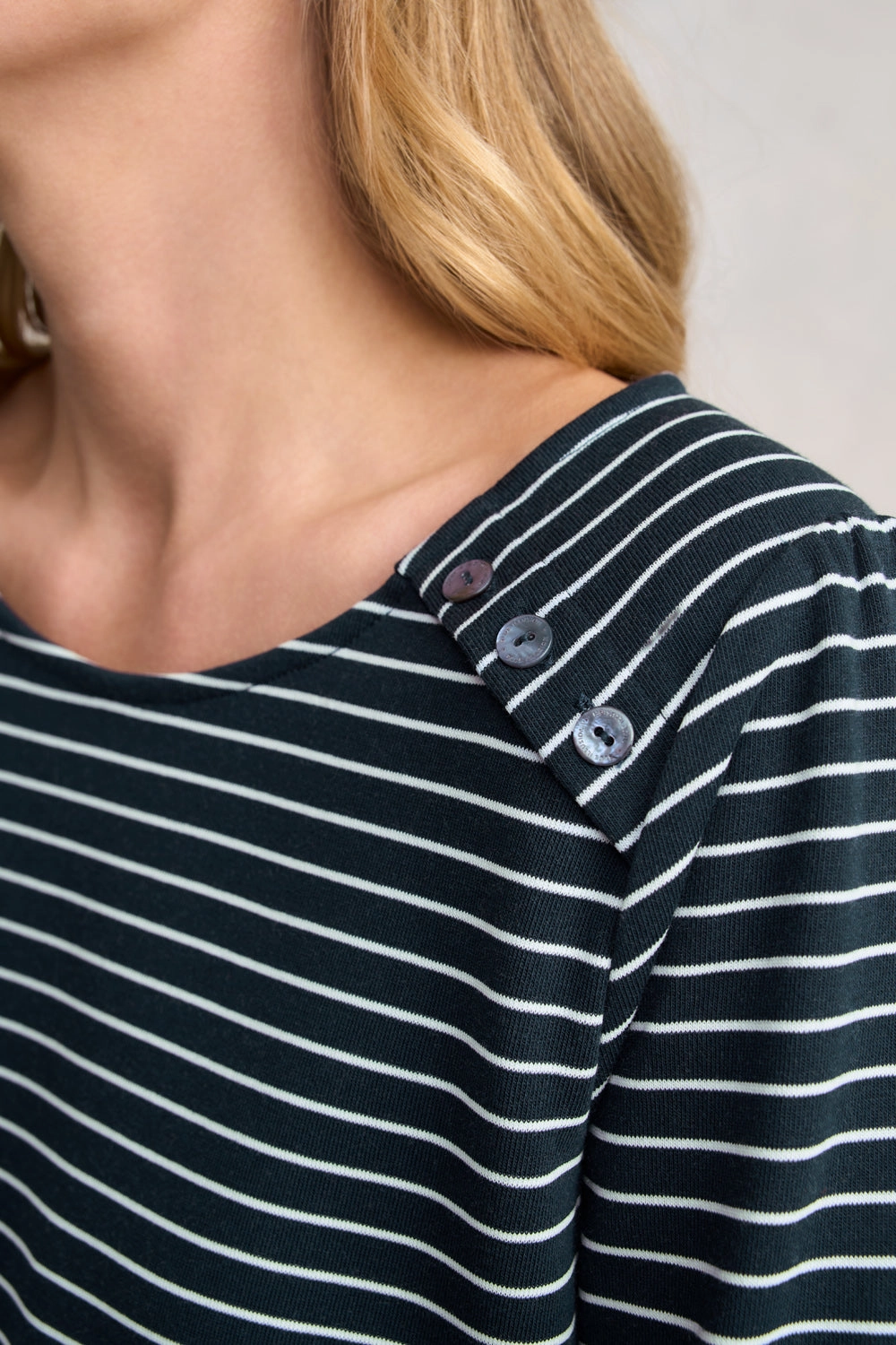 Compact Jacquard Weave Stripe Long Sleeve T-Shirt - Ink & White Stripe
