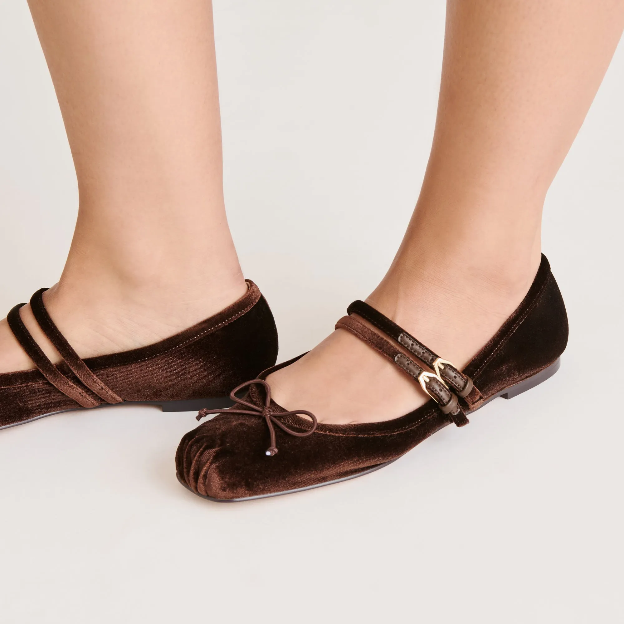 GIBSEN BALLET FLATS CHOCOLATE VELVET Comfortable Slip-On