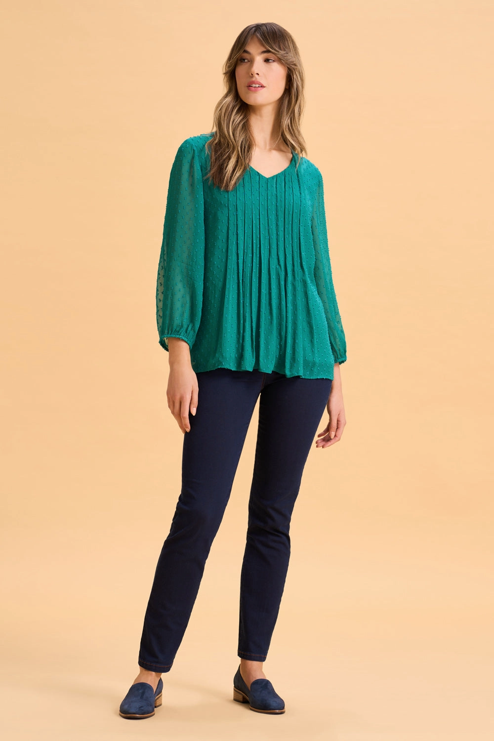 Minimalist Design Clipped Georgette Blouse - Meadow Green