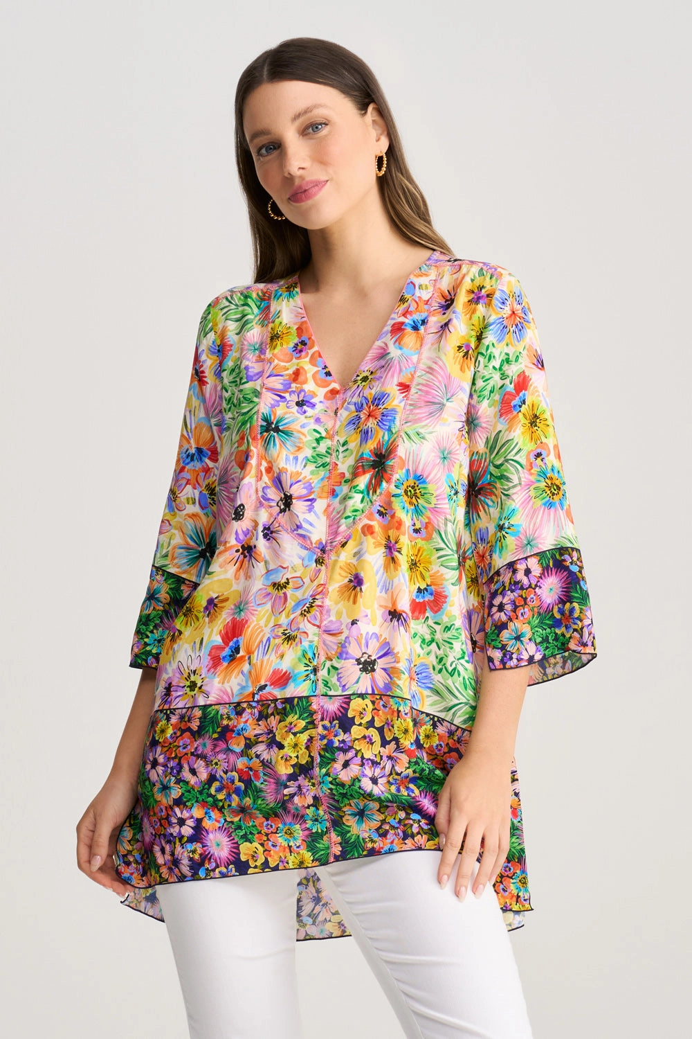 AthleisureCompatible ButtonFront Top Stitch Kaftan - Flower Field Border