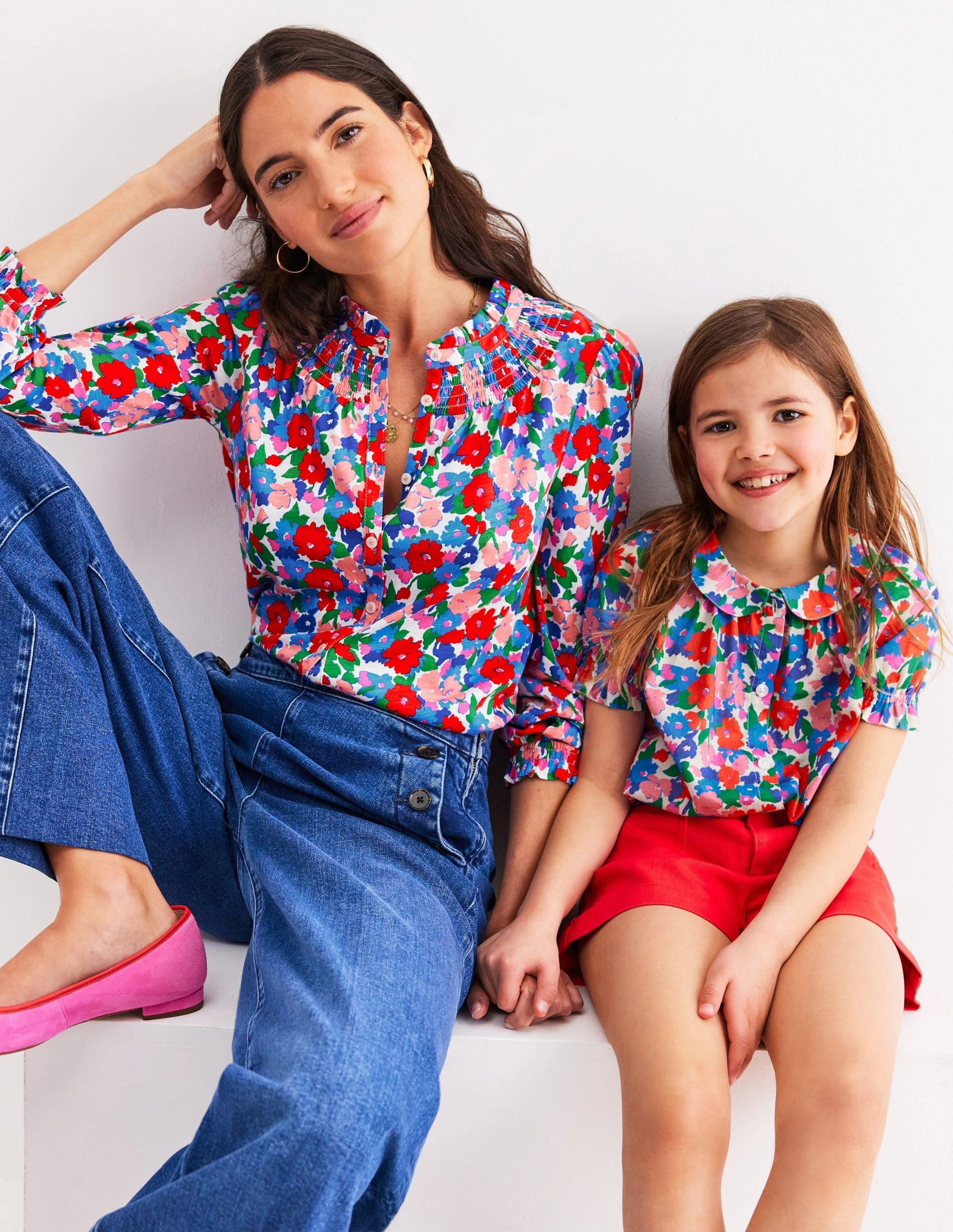 Travel Comfort Style Woven Collared Top-Multi Flower Bunch