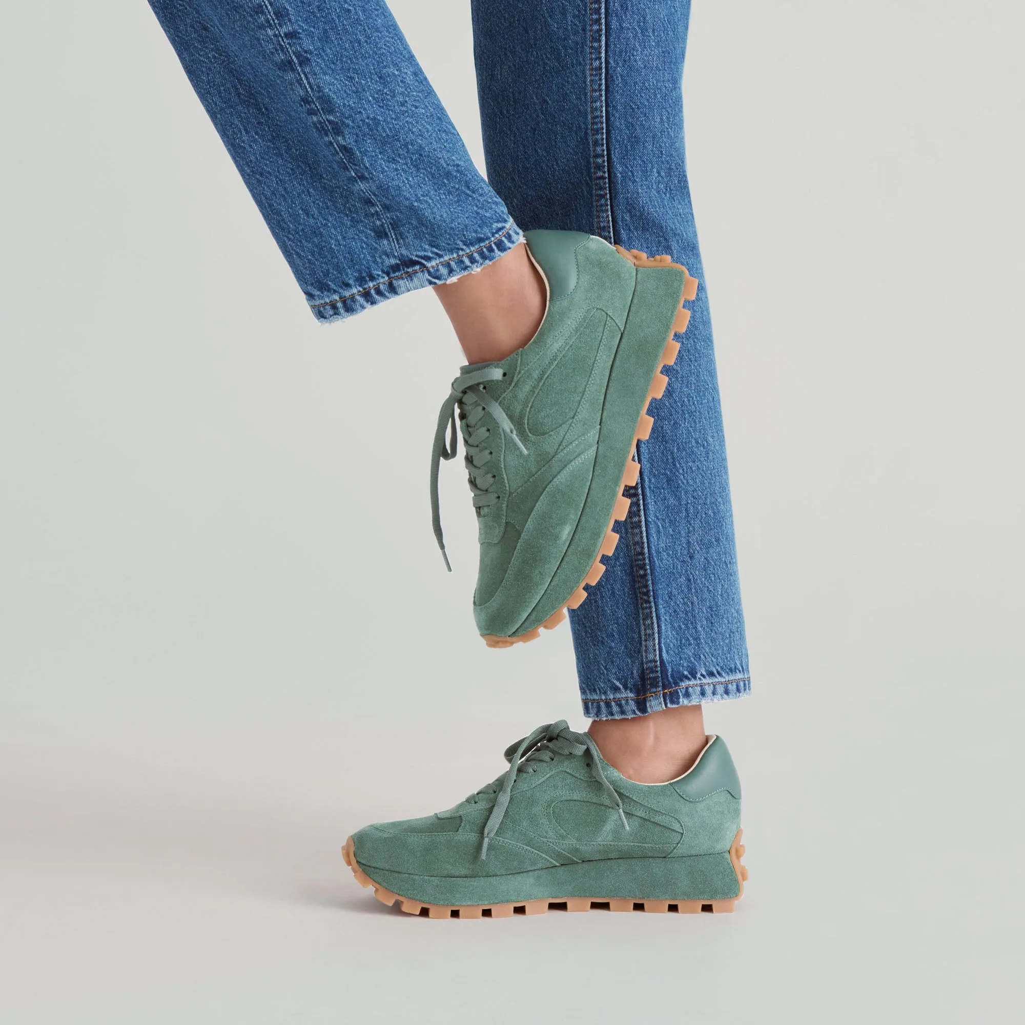 TRICIA SNEAKERS DK GREEN SUEDE Flexible Ride