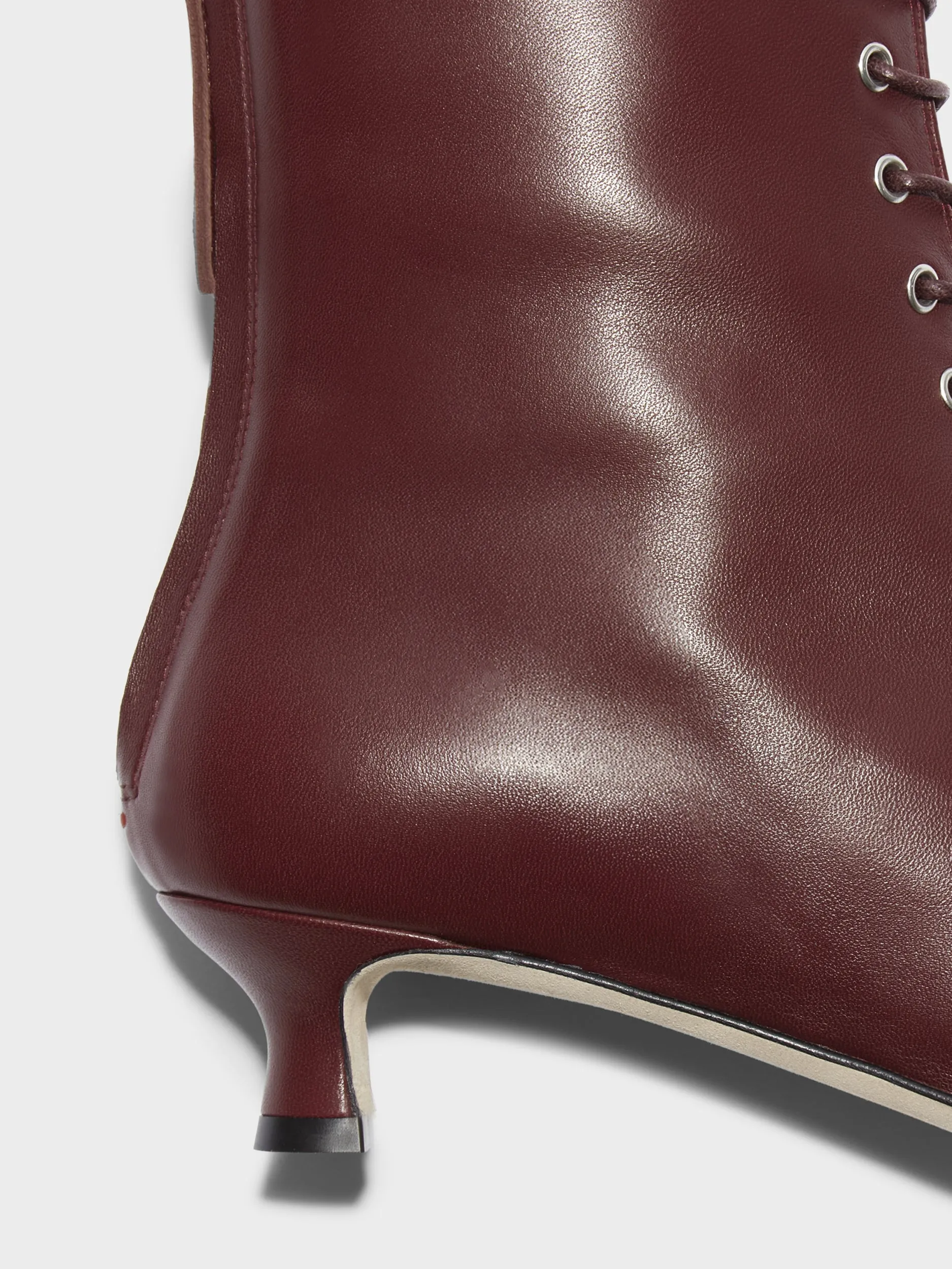 Season Wardrobechic Trixi Lace-Up Boots