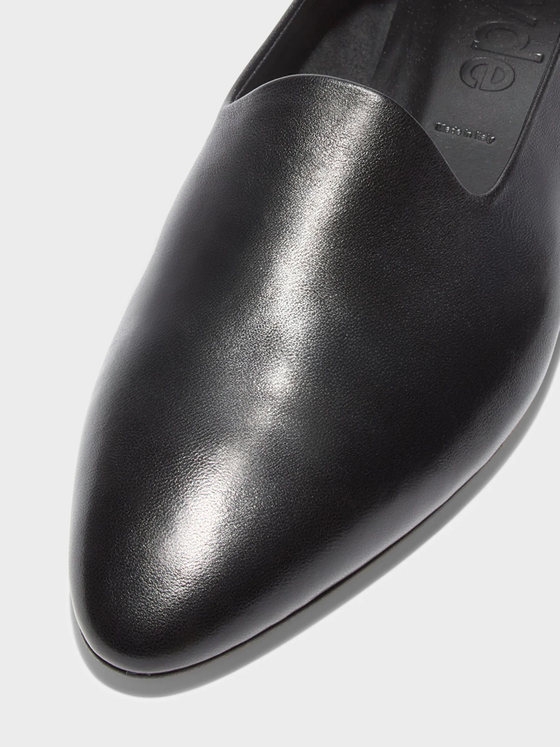 Vanna Almond-Toe Loafers Light Comfort Flats Photo Day