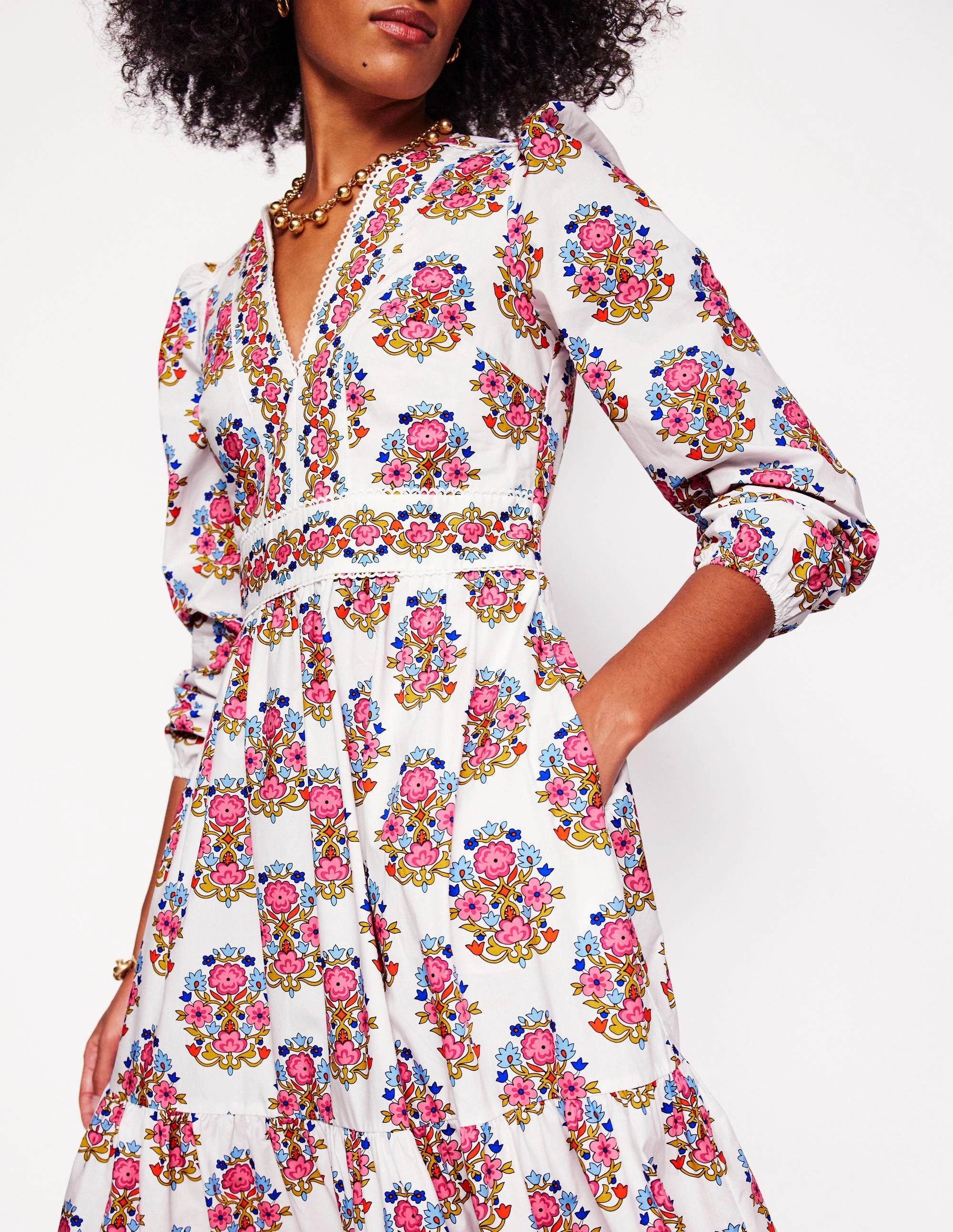 Feminine Look Violet Midi Dress-Ivory, Wildflower Stamp