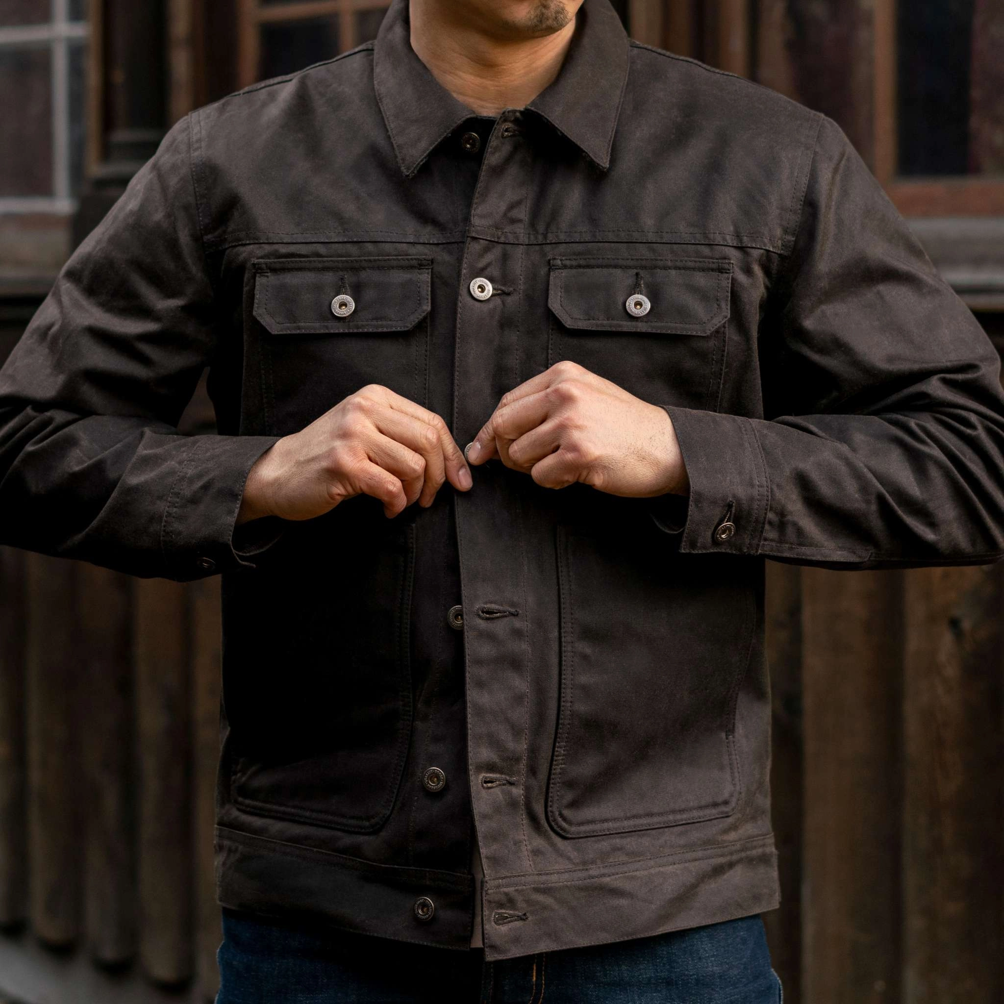 Modular Attachment Points Waxed Trucker Jacket | Dark Olive