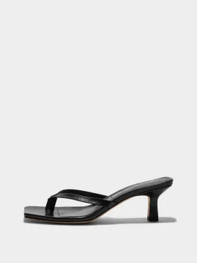 Wilma Leather Thong Sandals soft look